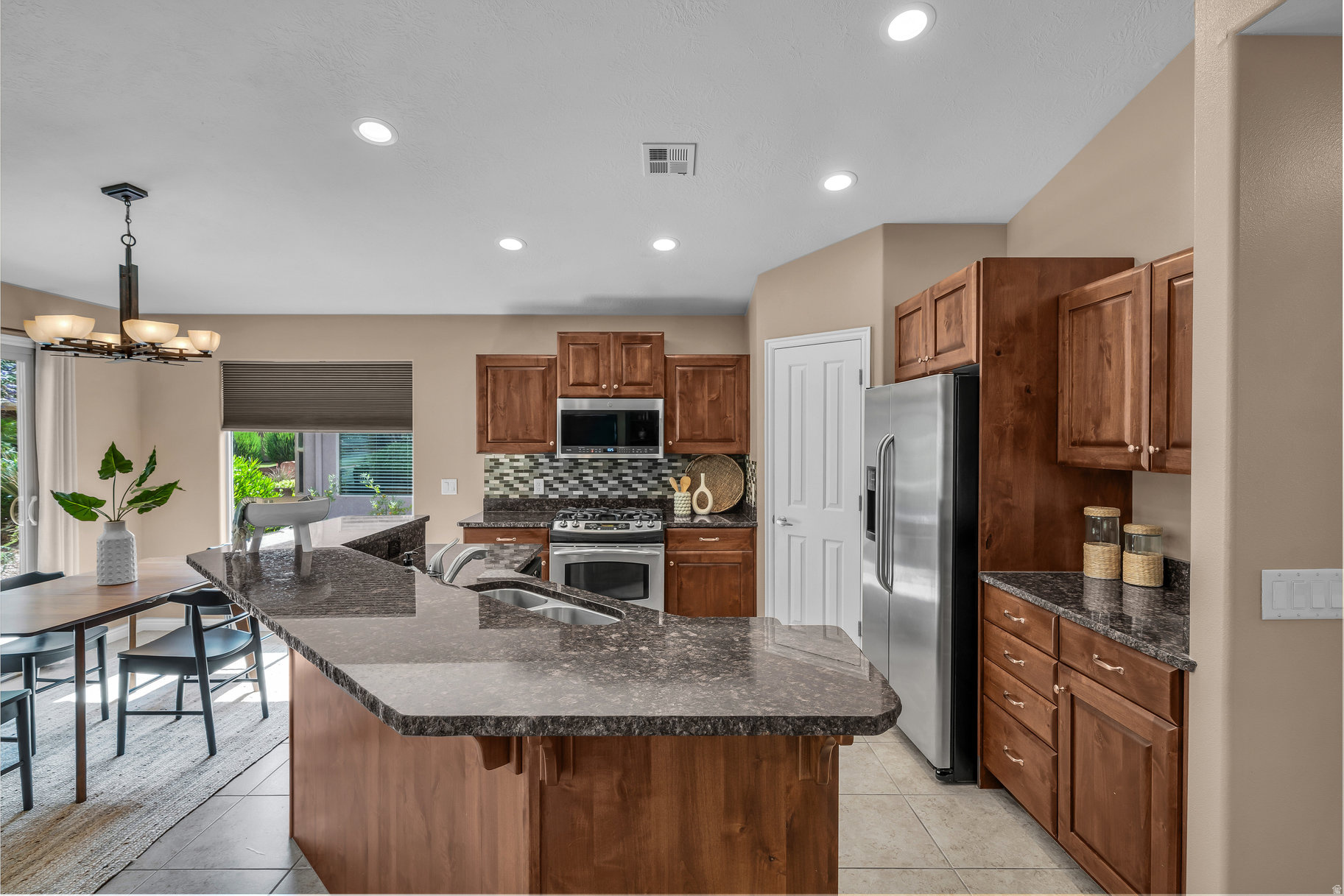 ANTHEM ESTATES PH 2 - Residential