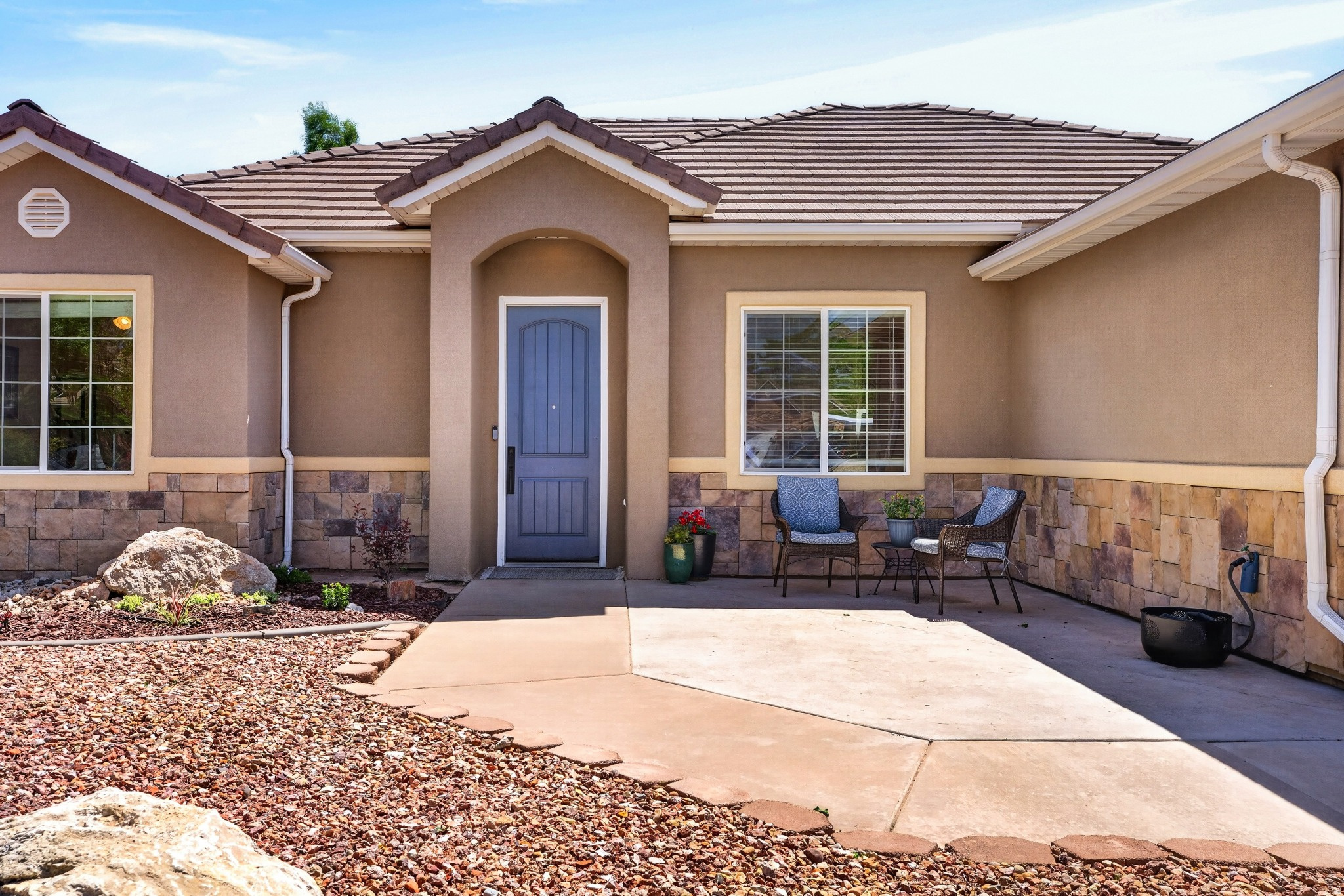COBBLESTONE FIELDS - Residential