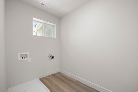 Tiny photo for 4008 S WALNUT BARK LN #MTH404, Mapleton, UT 84664 (MLS # 2130207)