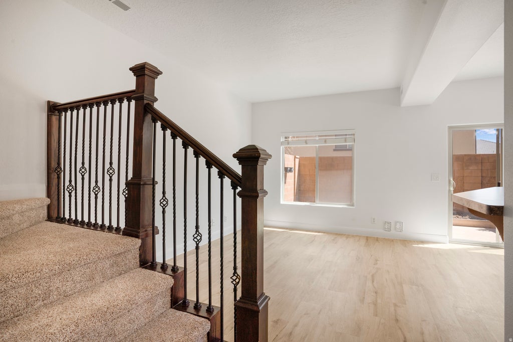 Photo of 2516 MANZONI RD, Santa Clara, UT 84765 (MLS # 2182442)