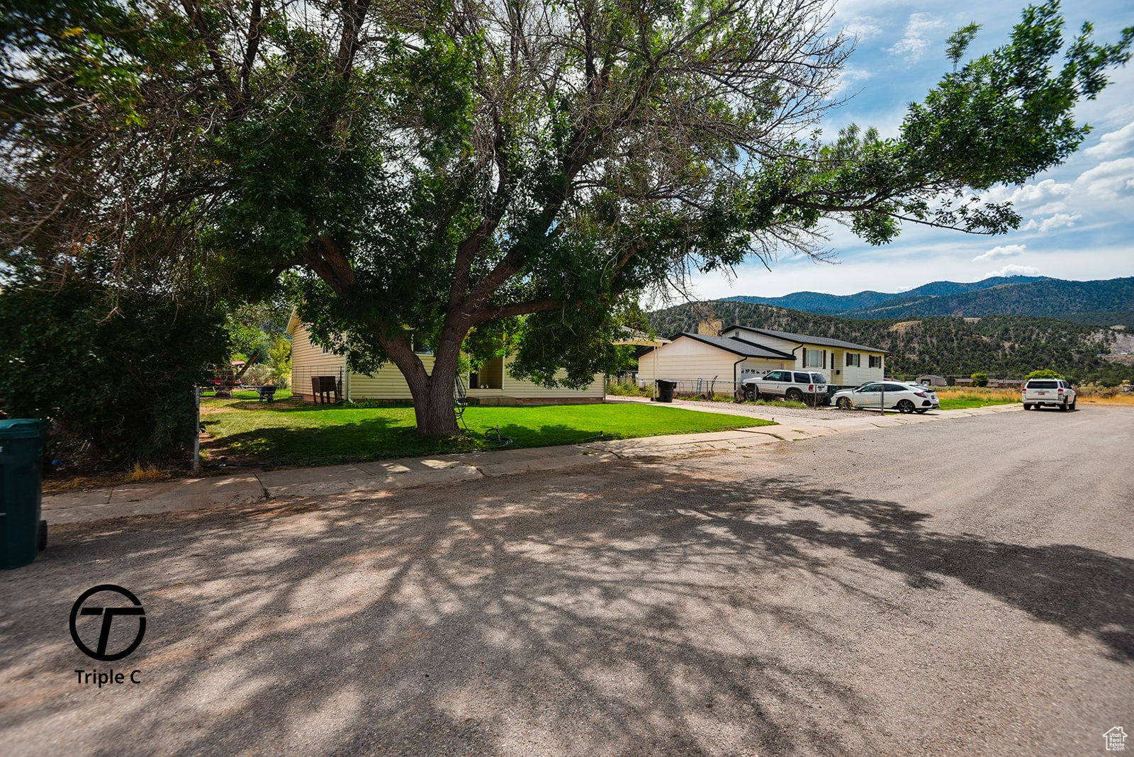 PARO VISTA SUBDIVISION - Residential