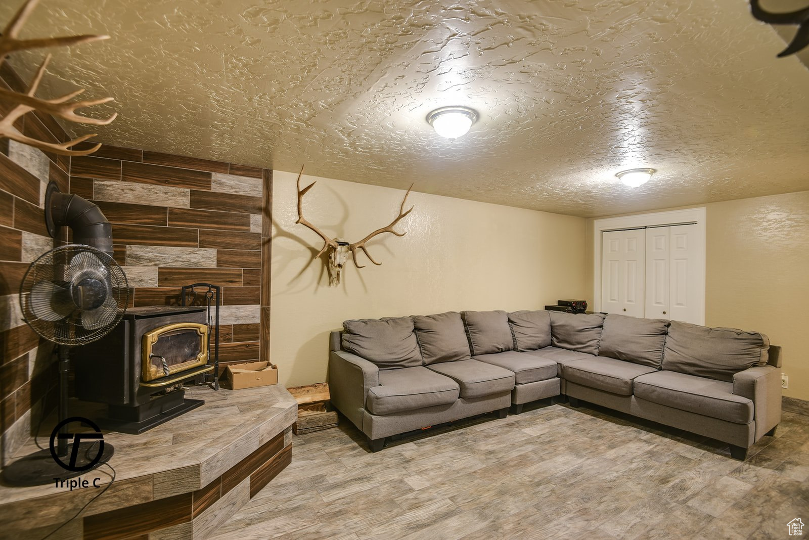 PARO VISTA SUBDIVISION - Residential