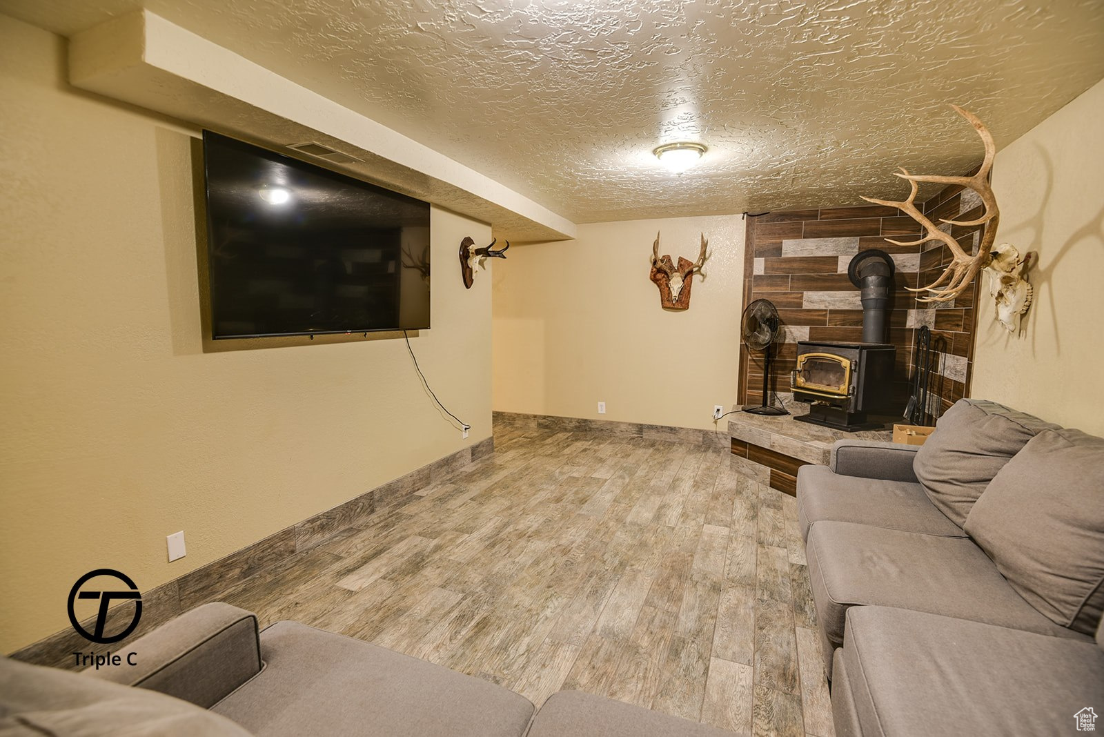 PARO VISTA SUBDIVISION - Residential