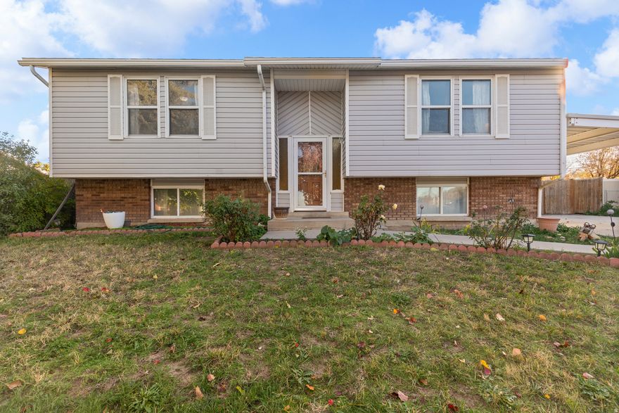 Open to Seller Credits with a reasonable offer. Come visit this beautifully maintained home, ready for a new family. Updated kitchen, bathrooms, and updated flooring throughout. Newer furnace, water heater, and water softer system. Beautiful curb appeal with plenty of yard space for the family.   Seller is open to seller financing. Message agent for further information.   Specs and square footage figures are provided as a courtesy estimate only and were obtained from county records.  Buyer is advised to obtain an independent measurement and due diligence.