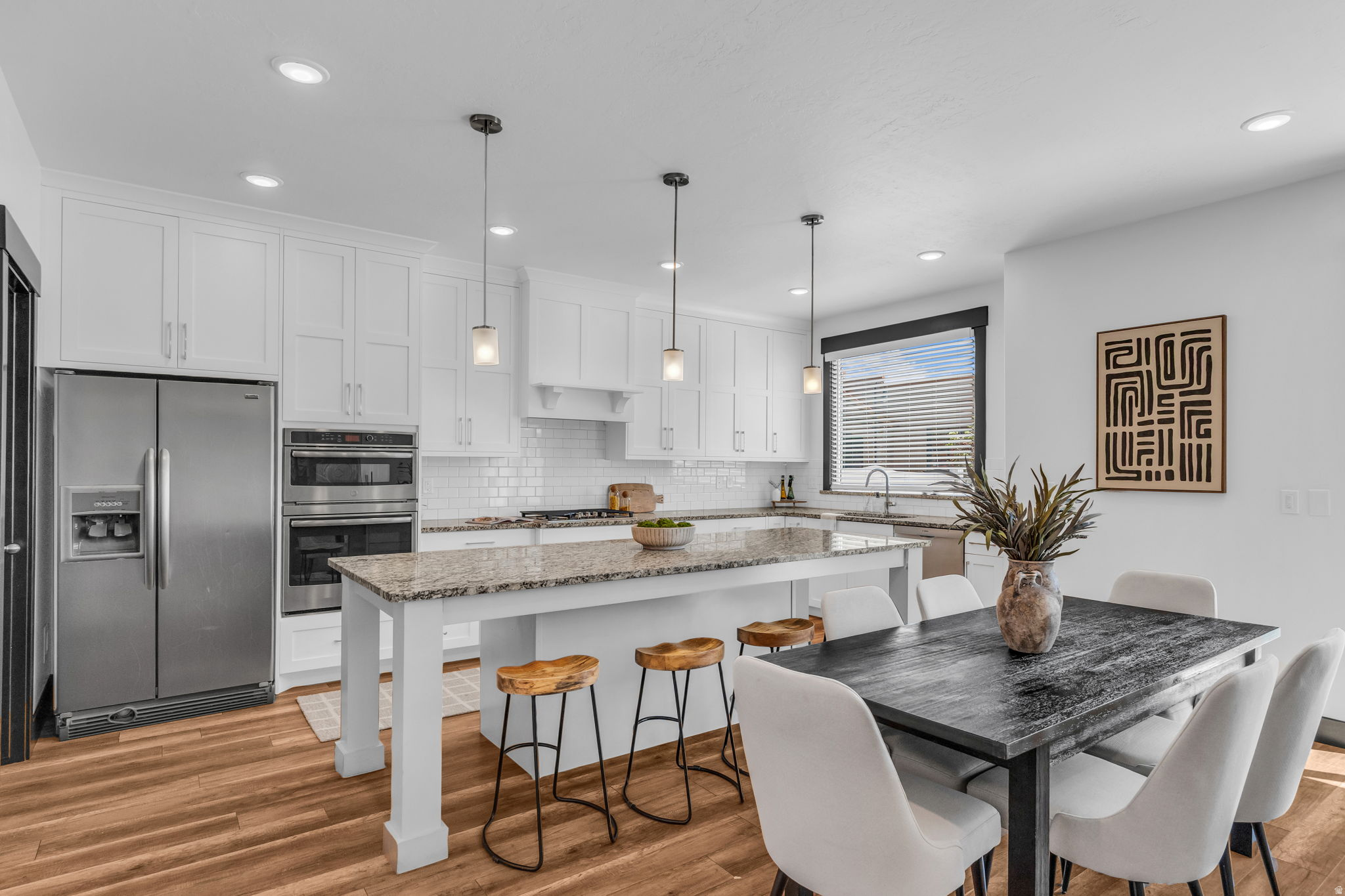 HIGHLAND VISTA - Residential