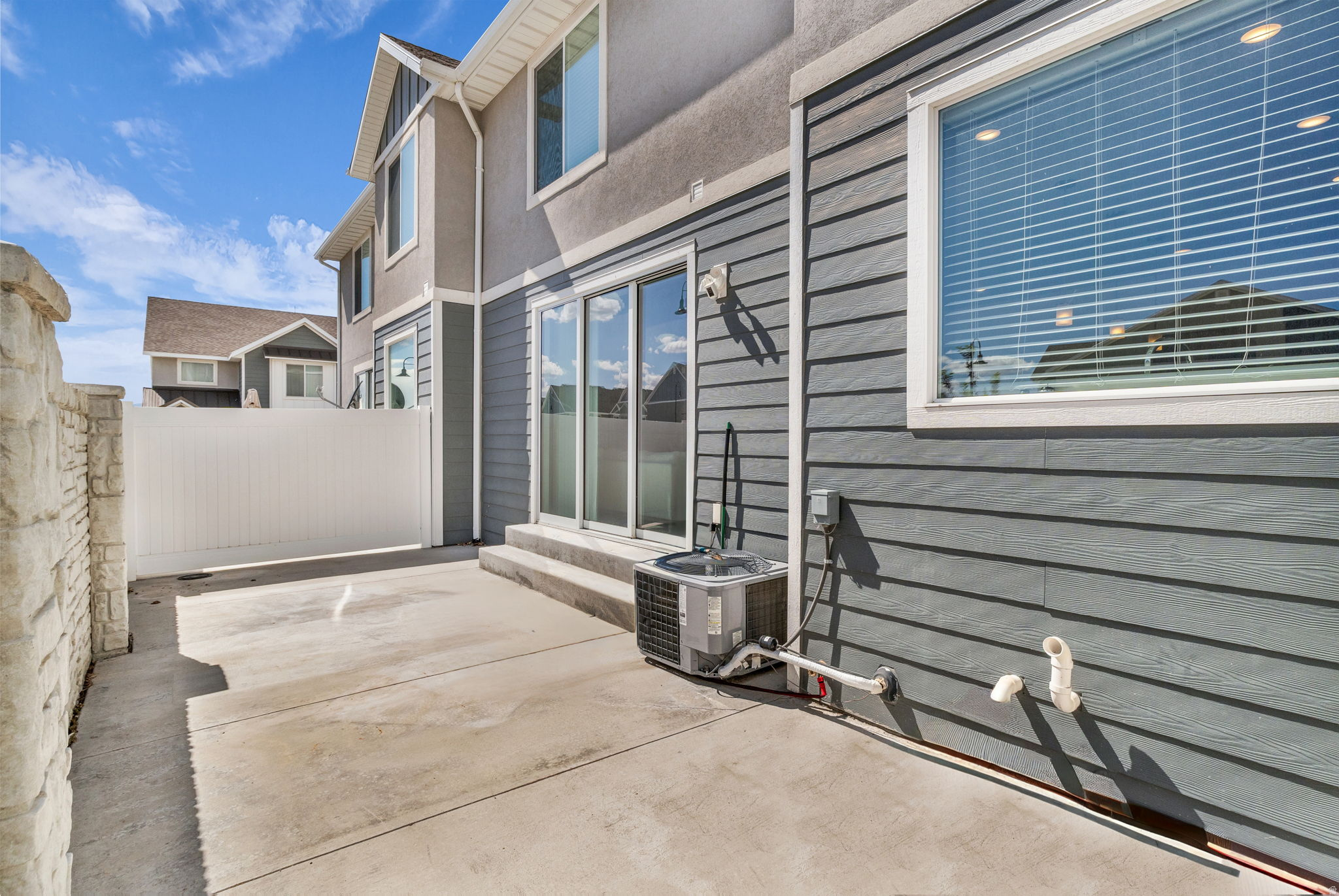 HIGHLAND VISTA - Residential