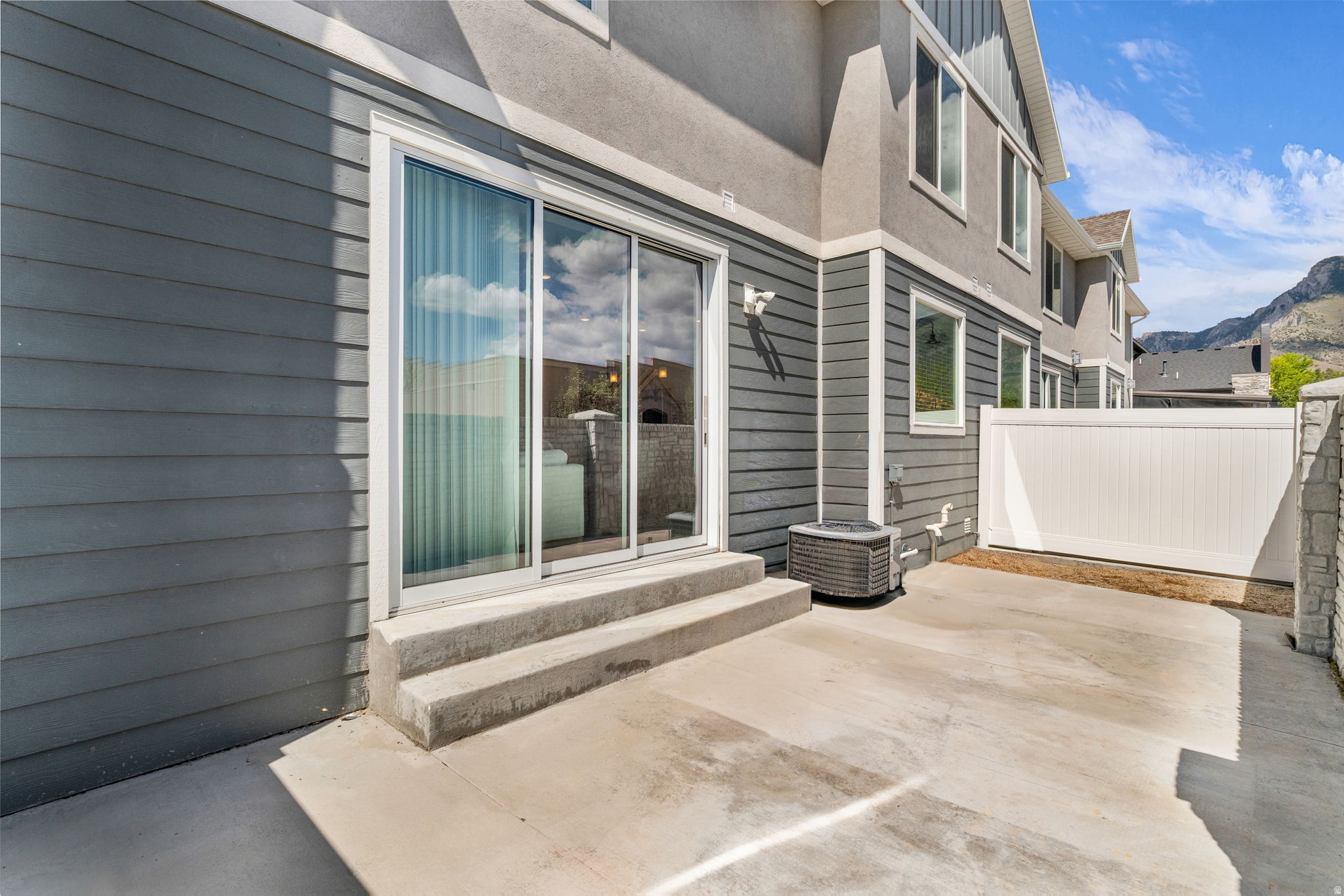 HIGHLAND VISTA - Residential