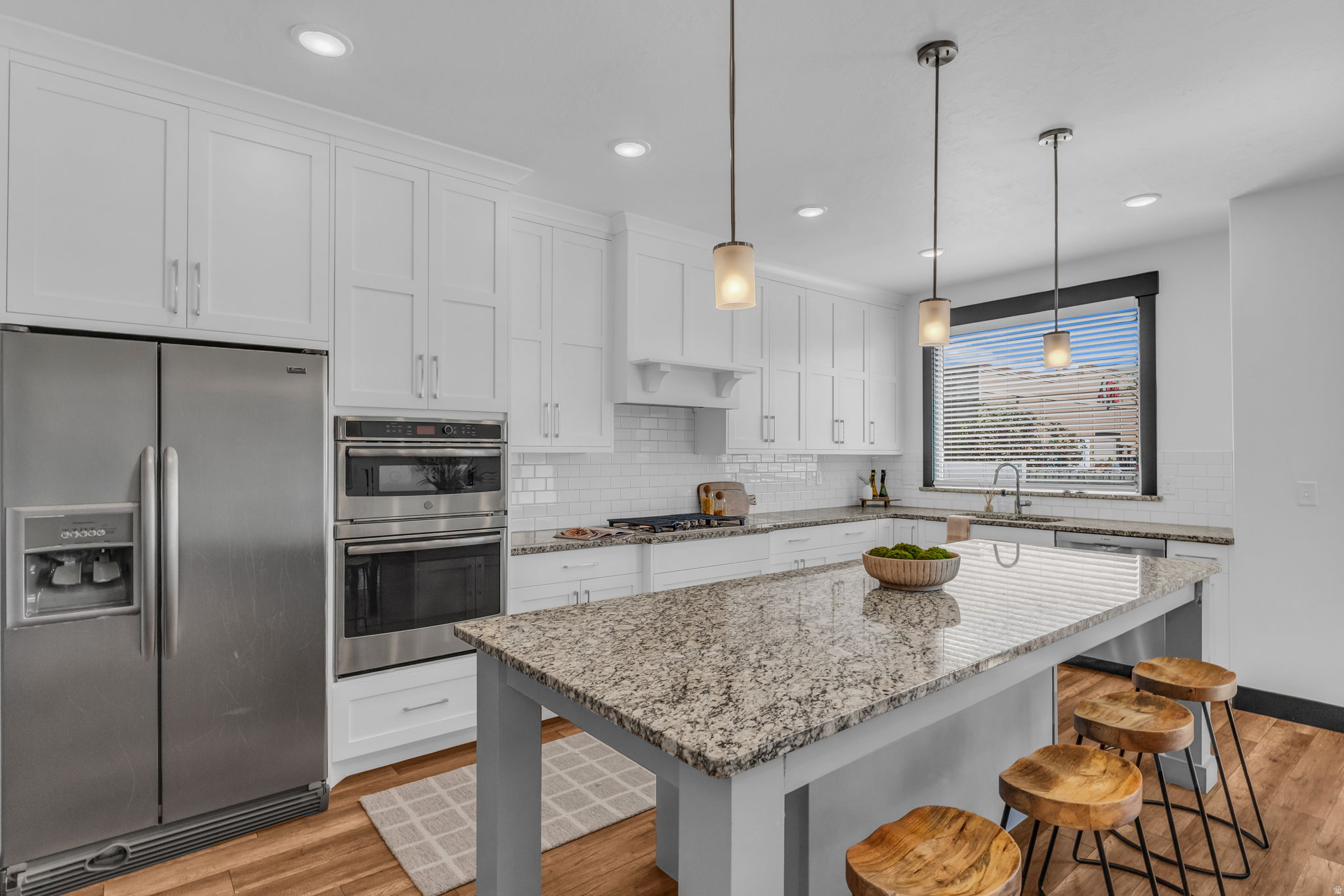 HIGHLAND VISTA - Residential