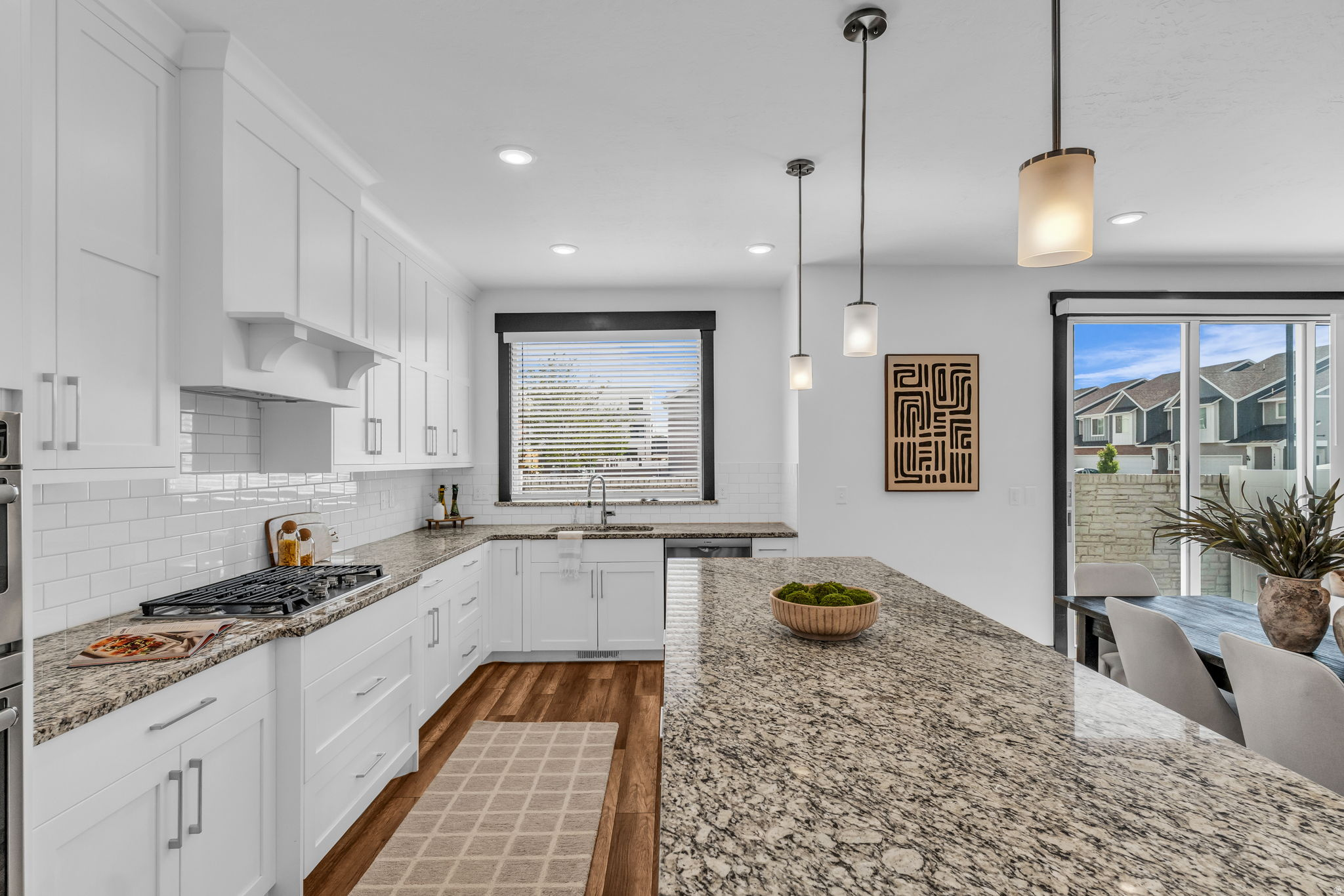 HIGHLAND VISTA - Residential