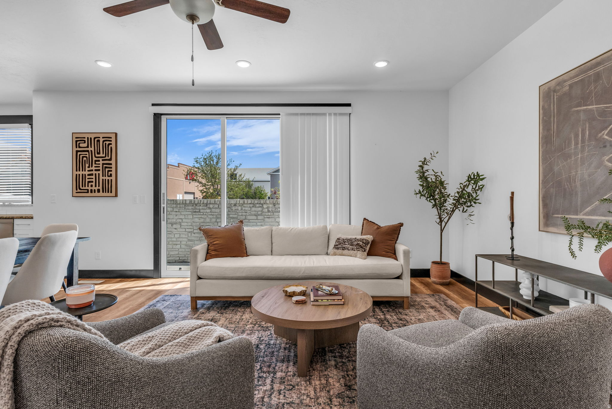 HIGHLAND VISTA - Residential