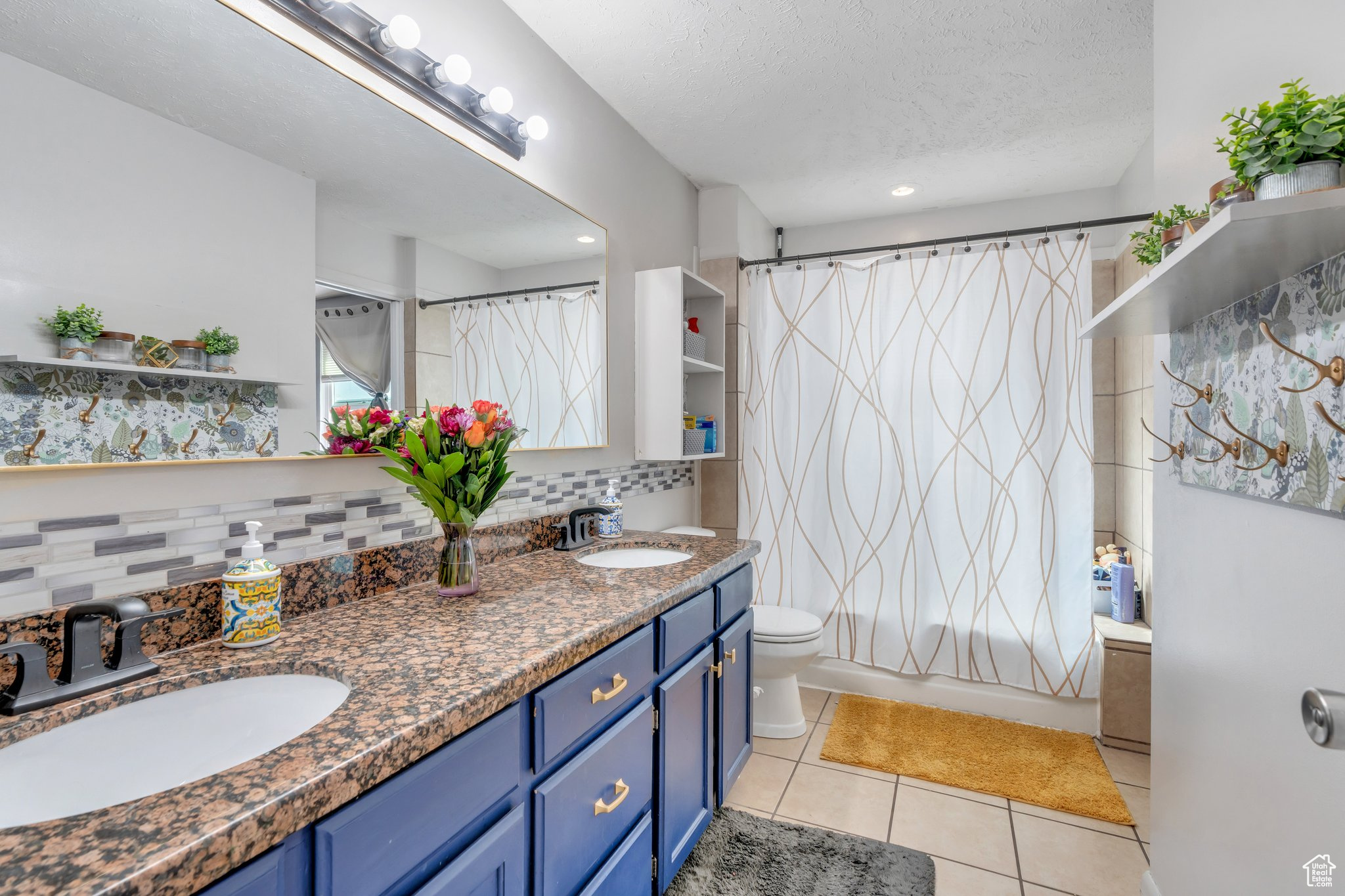 5388 W Saguaro Dr, West Jordan, Utah image 17