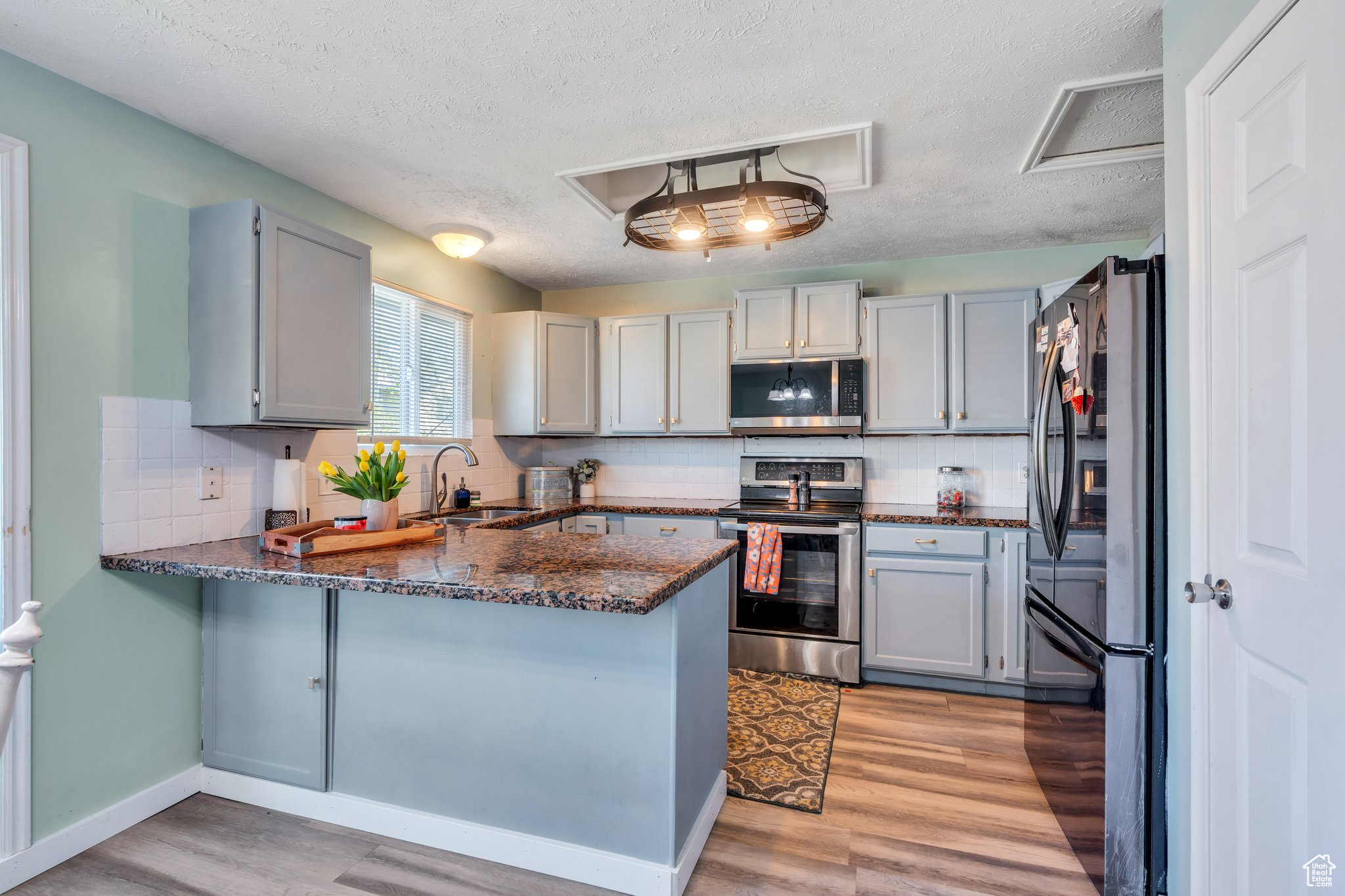 5388 W Saguaro Dr, West Jordan, Utah image 10
