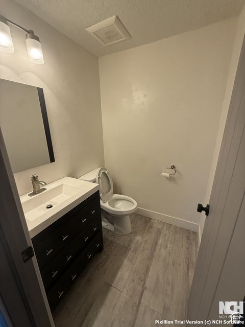 Tiny photo for 877 S 200 E, Farmington, UT 84025 (MLS # 2118092)