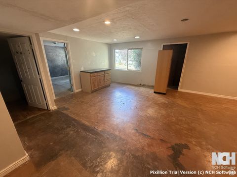 Tiny photo for 877 S 200 E, Farmington, UT 84025 (MLS # 2118092)