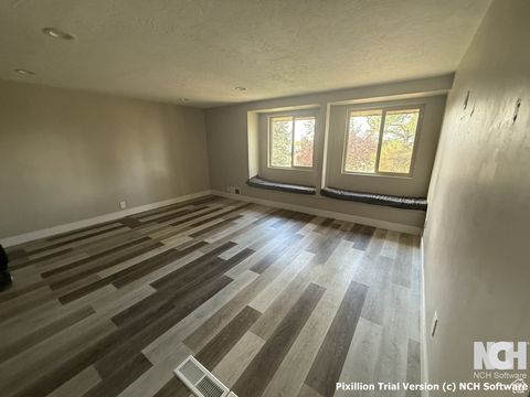 Tiny photo for 877 S 200 E, Farmington, UT 84025 (MLS # 2118092)