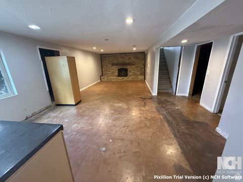 Tiny photo for 877 S 200 E, Farmington, UT 84025 (MLS # 2118092)