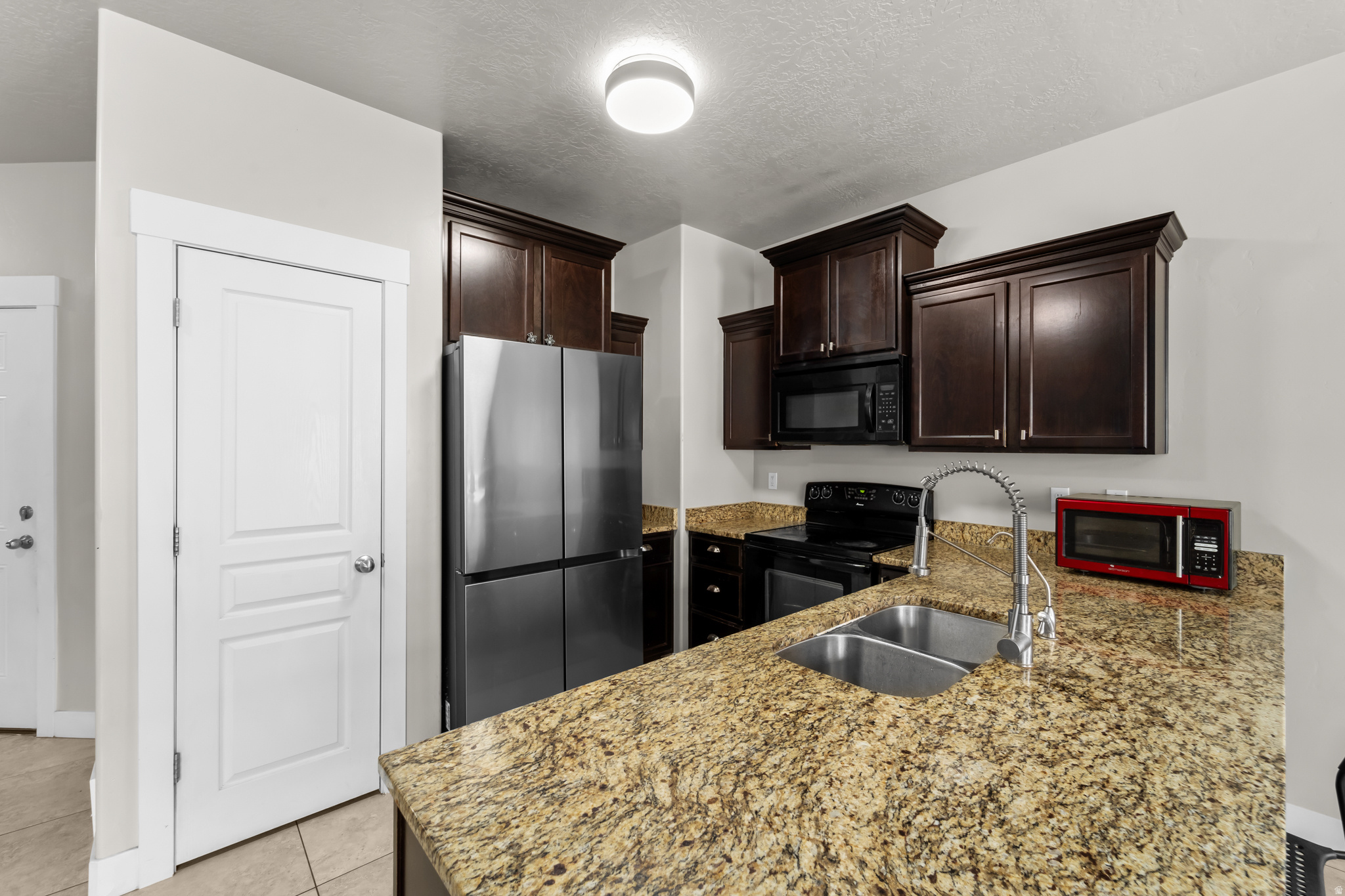 1621 N VENETIAN WAY E - Photo 4