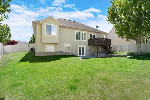 Tiny photo for 244 W ALPINE DR, Saratoga Springs, UT 84045 (MLS # 2151132)