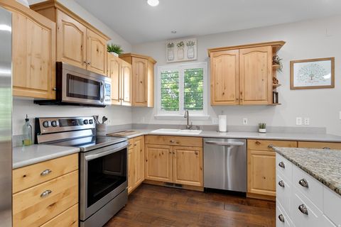 Tiny photo for 244 W ALPINE DR, Saratoga Springs, UT 84045 (MLS # 2151132)