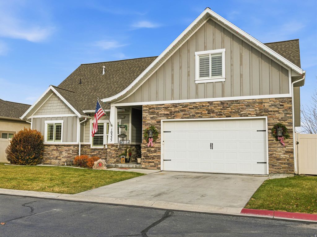 Photo of 10333 S WAPATI MOON PL, South Jordan, UT 84095 (MLS # 2128475)