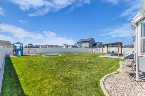 Tiny photo for 3377 S 2400 W, West Haven, UT 84401 (MLS # 2155126)