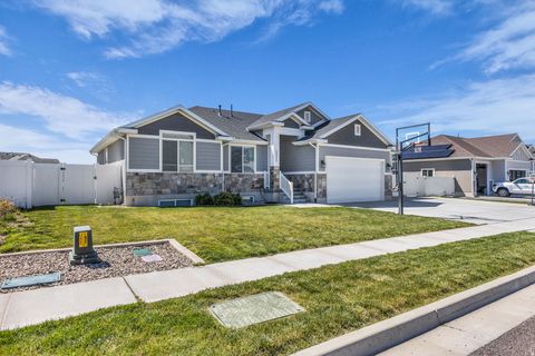 Tiny photo for 3377 S 2400 W, West Haven, UT 84401 (MLS # 2155126)