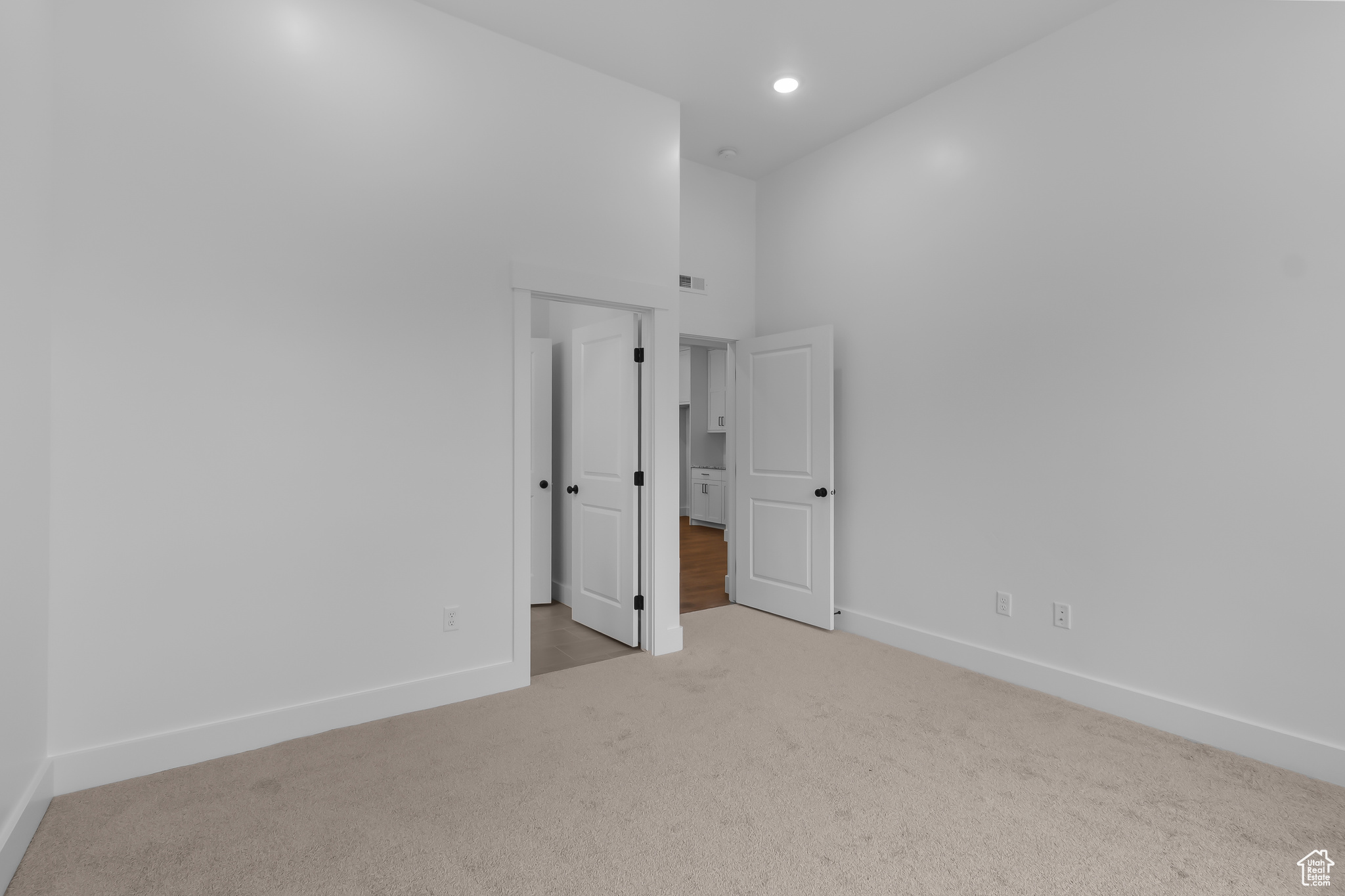 RIDGELINE PARK - Residential