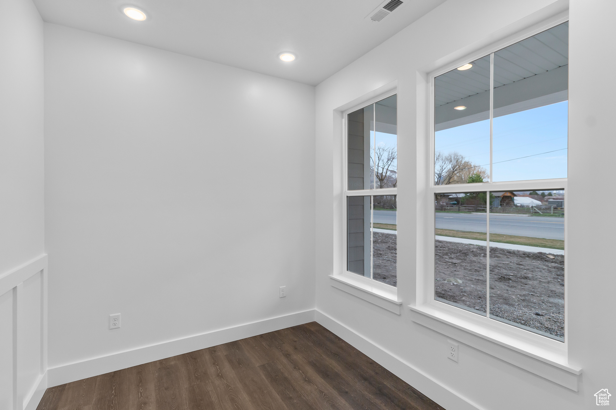 RIDGELINE PARK - Residential