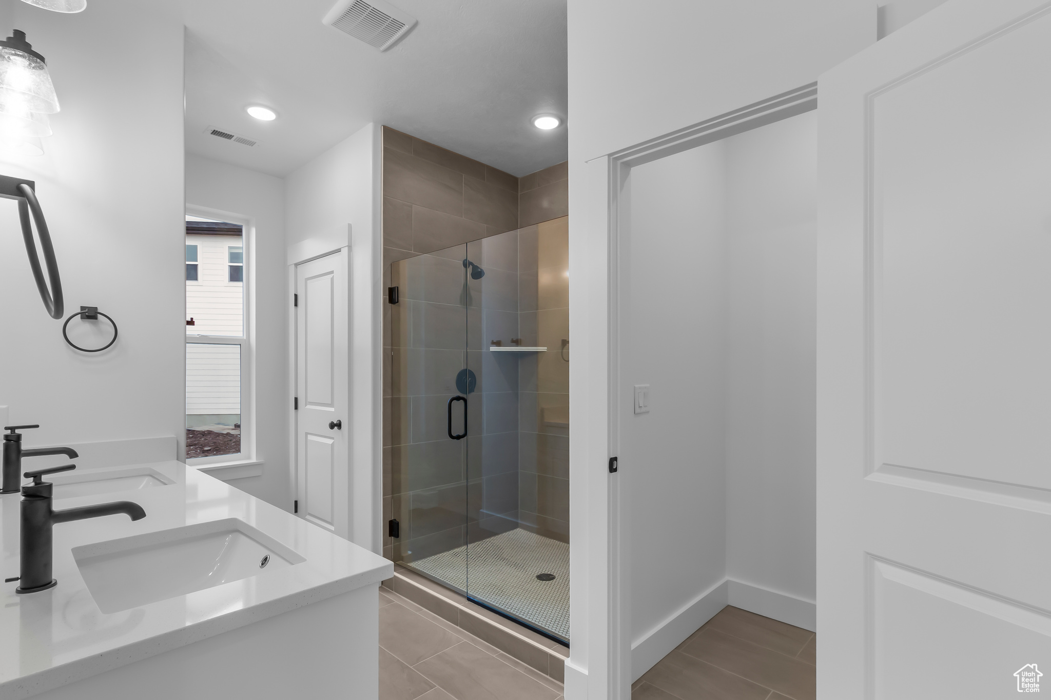 RIDGELINE PARK - Residential