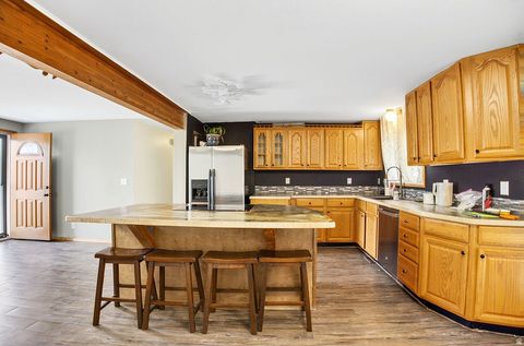 Tiny photo for 371 MCLEAN AVE, Soda Springs, ID 83276 (MLS # 2121122)