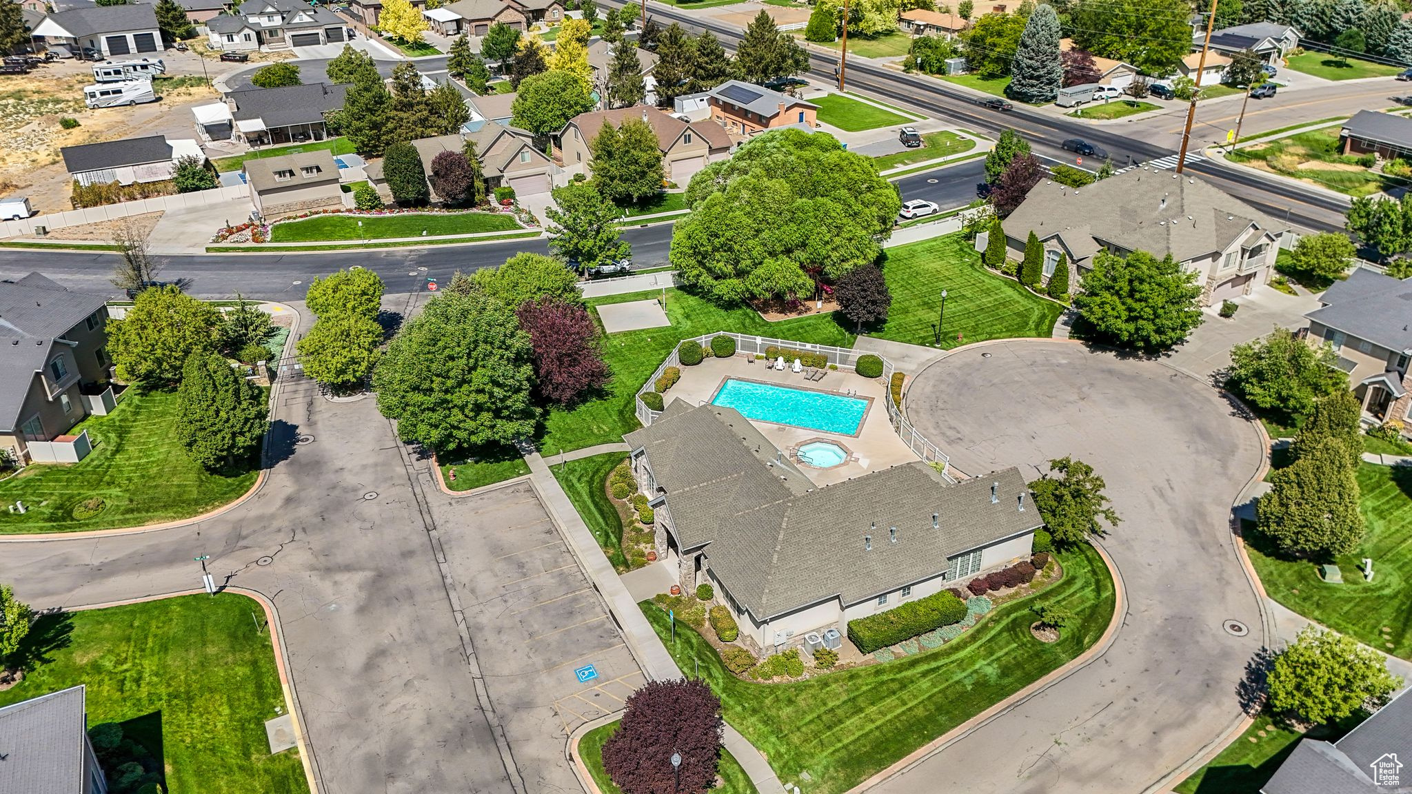 HAYMAKER RETREAT CONDO - Residential