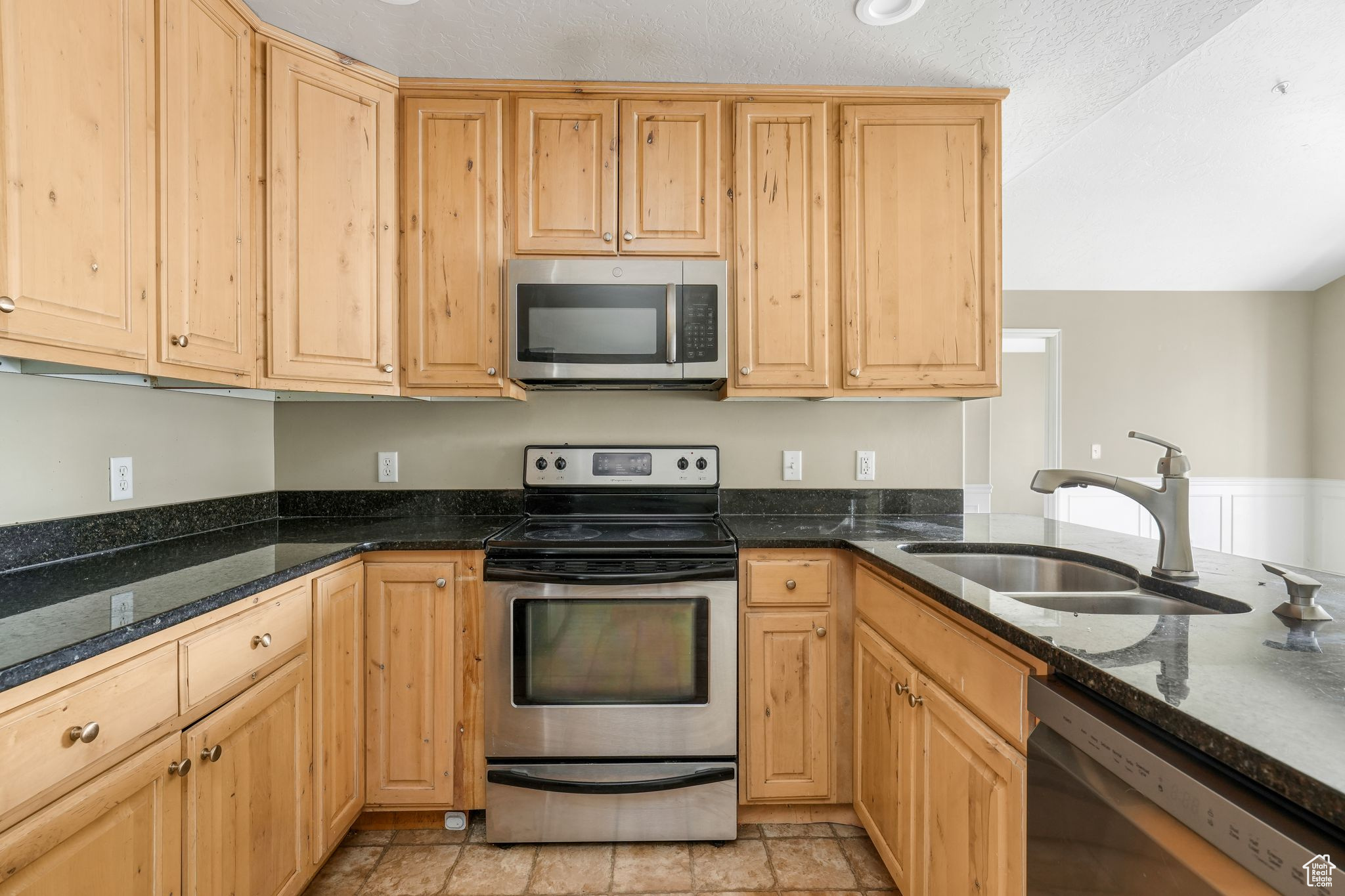 HAYMAKER RETREAT CONDO - Residential