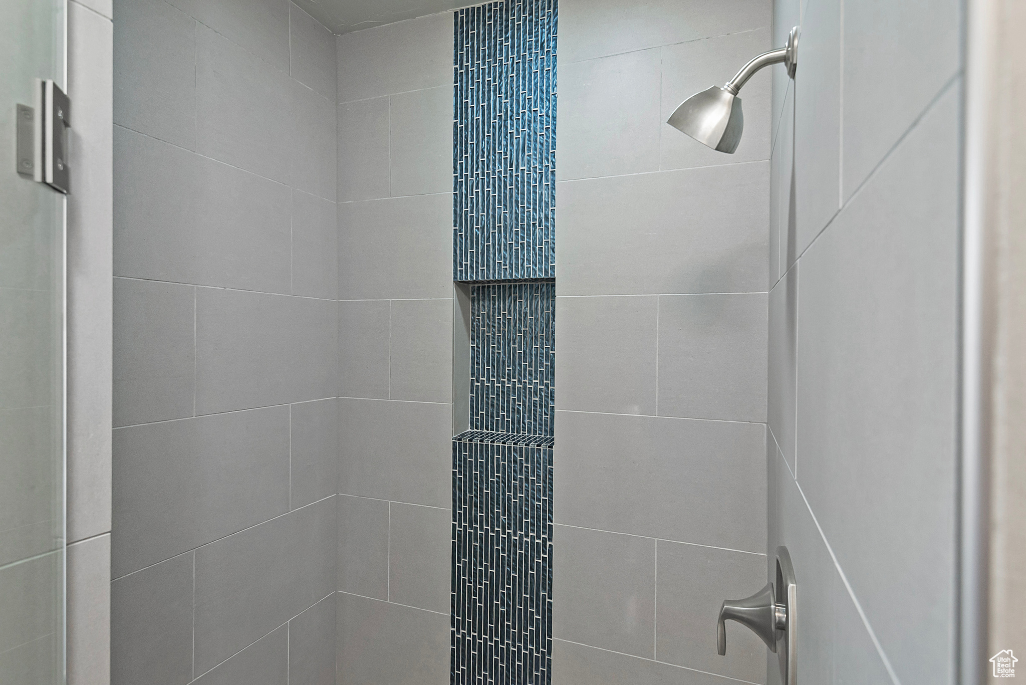 Sandy, Utah 84092, United States, 5 Bedrooms Bedrooms, ,4 BathroomsBathrooms,Residential,Active,116625