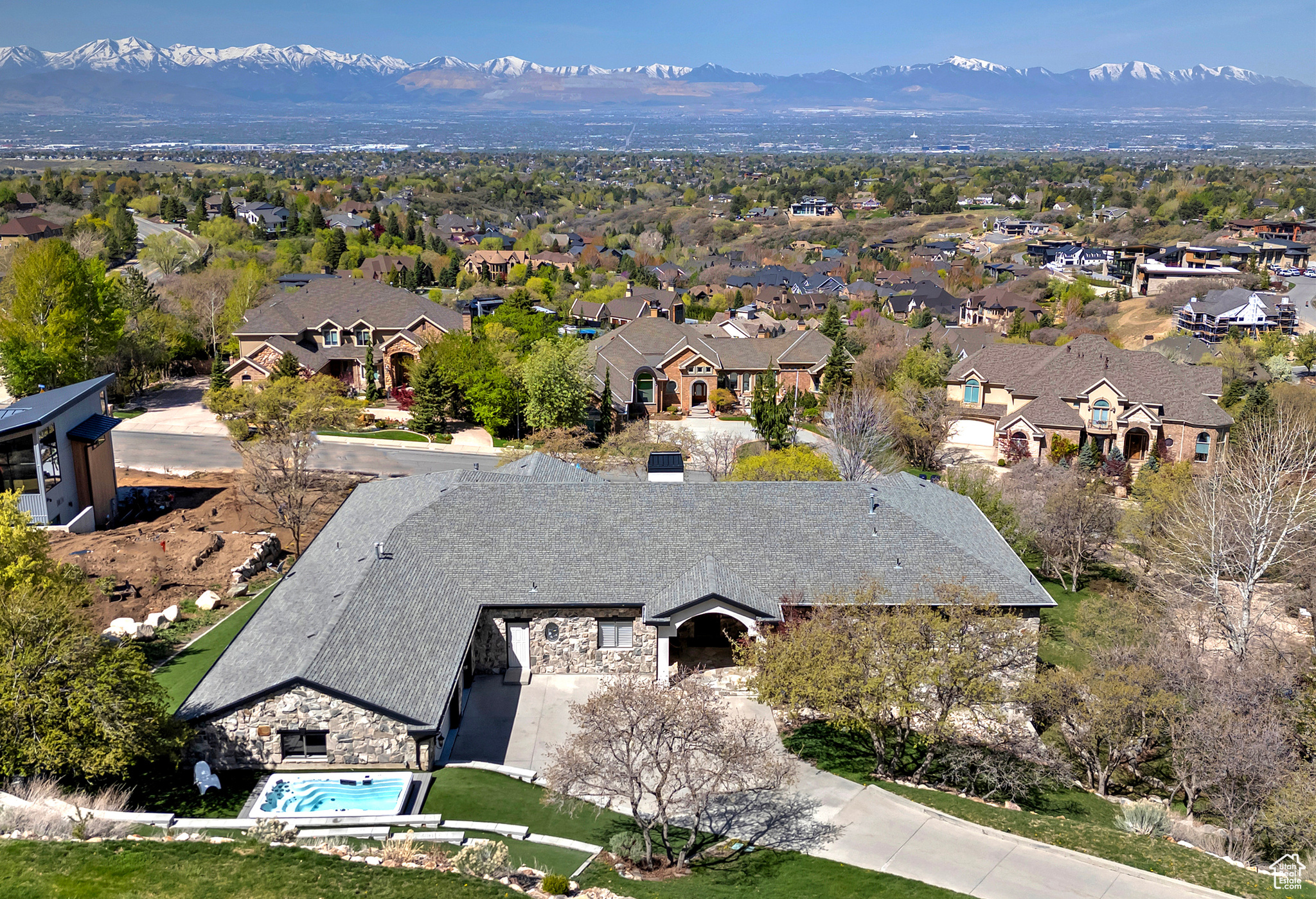 Sandy, Utah 84092, United States, 5 Bedrooms Bedrooms, ,4 BathroomsBathrooms,Residential,Active,116625