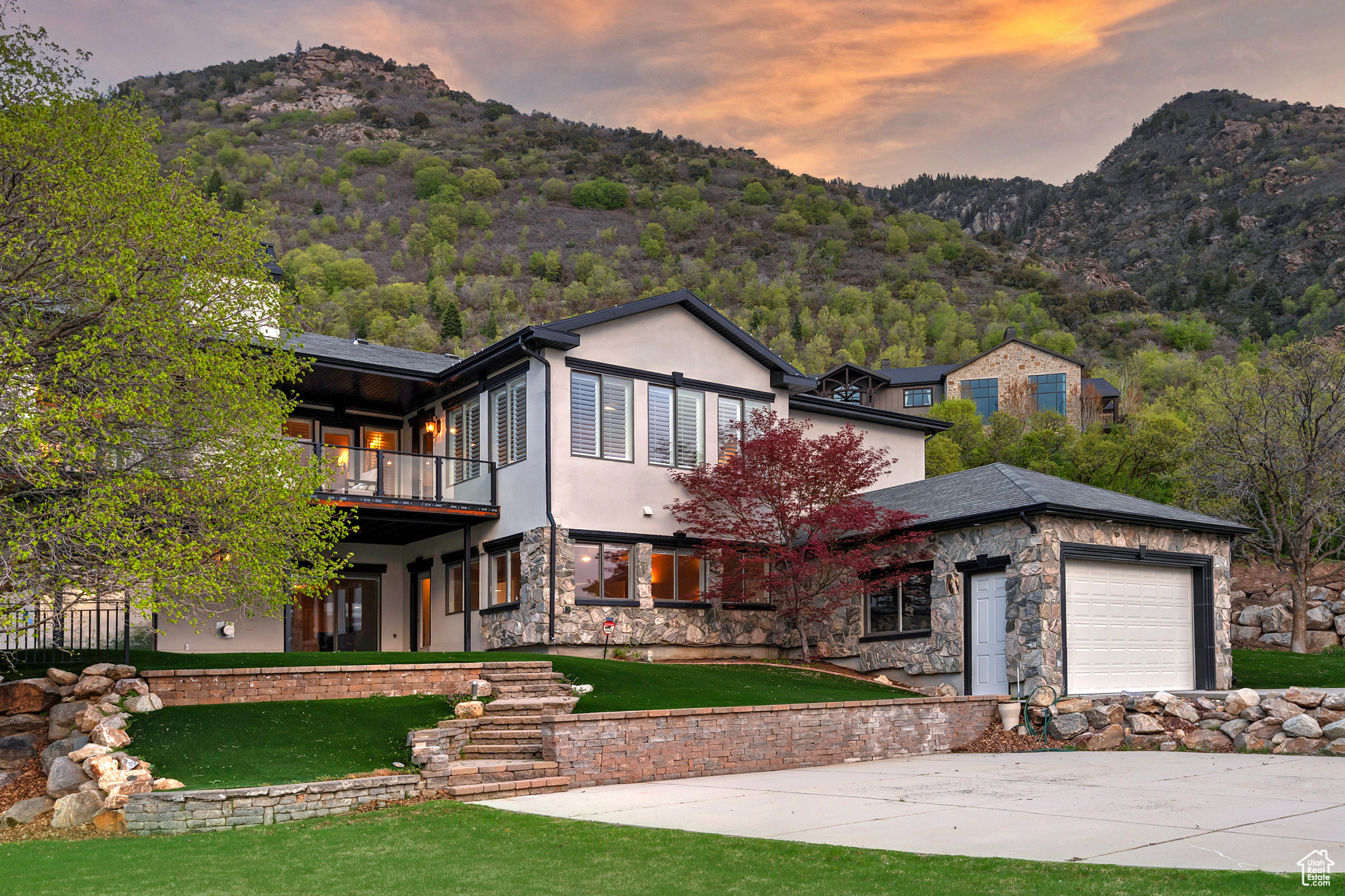 Sandy, Utah 84092, United States, 5 Bedrooms Bedrooms, ,4 BathroomsBathrooms,Residential,Active,116625