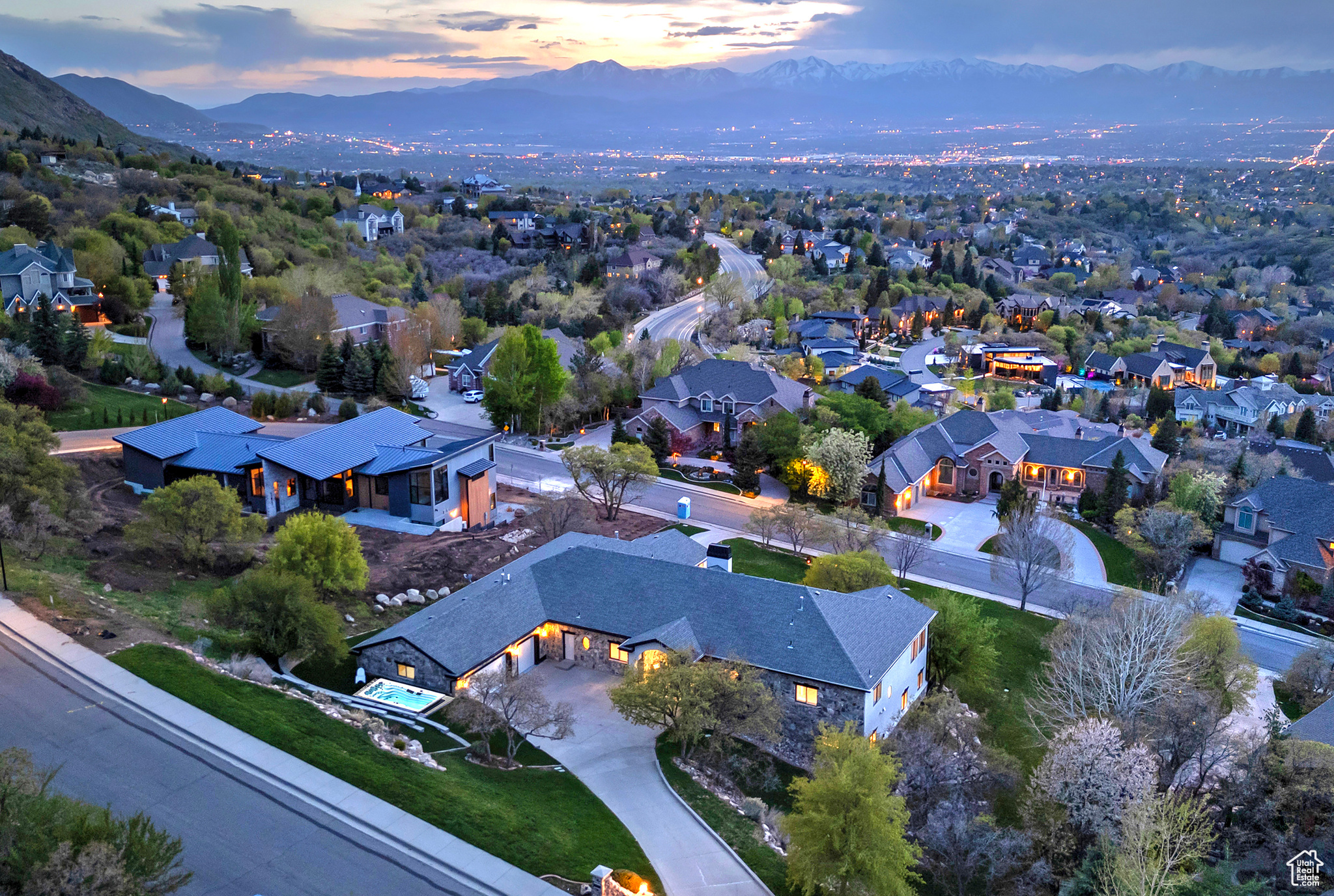 Sandy, Utah 84092, United States, 5 Bedrooms Bedrooms, ,4 BathroomsBathrooms,Residential,Active,116625