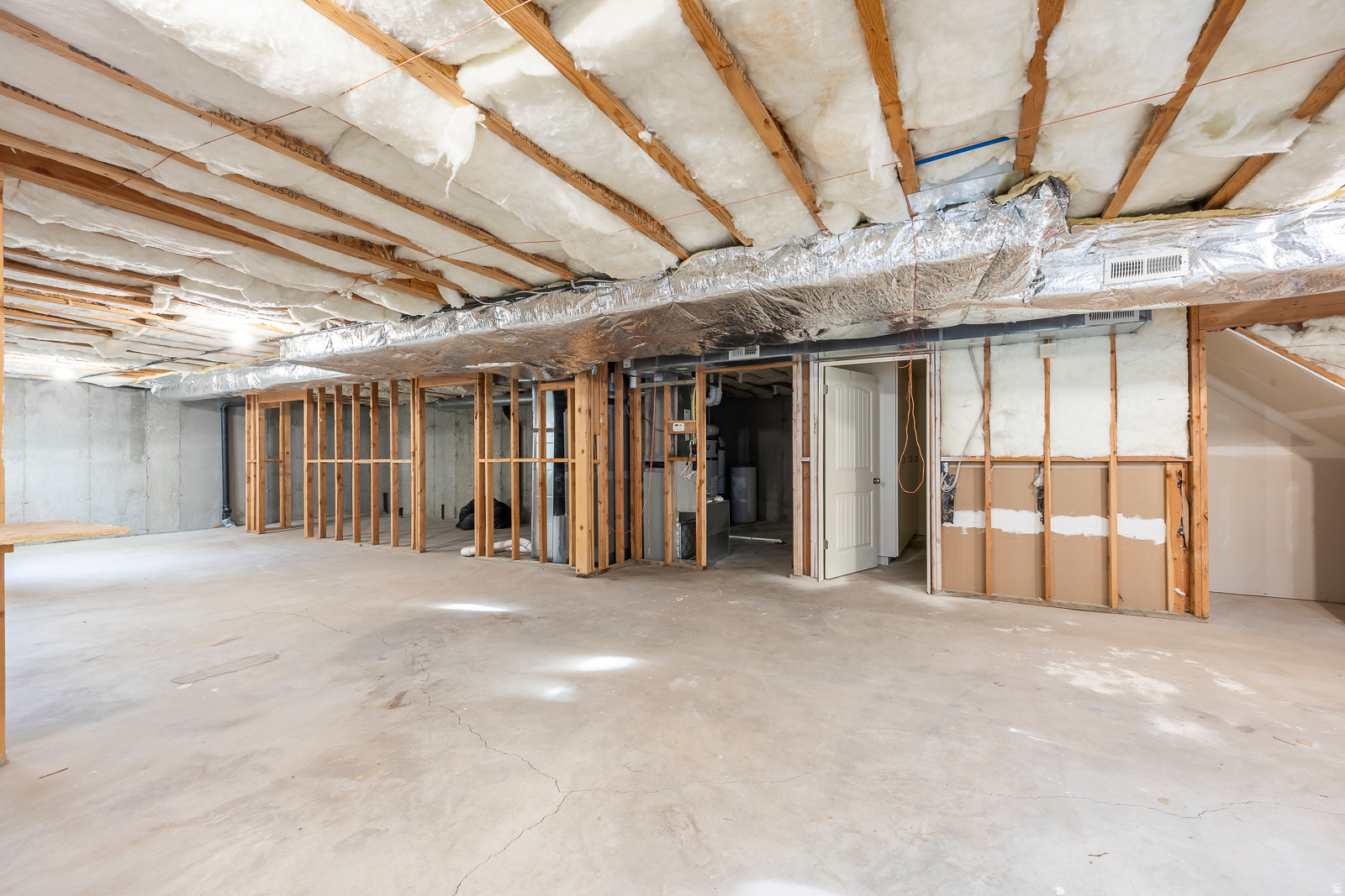 WOLF HOLLOW ESTATES - Residential