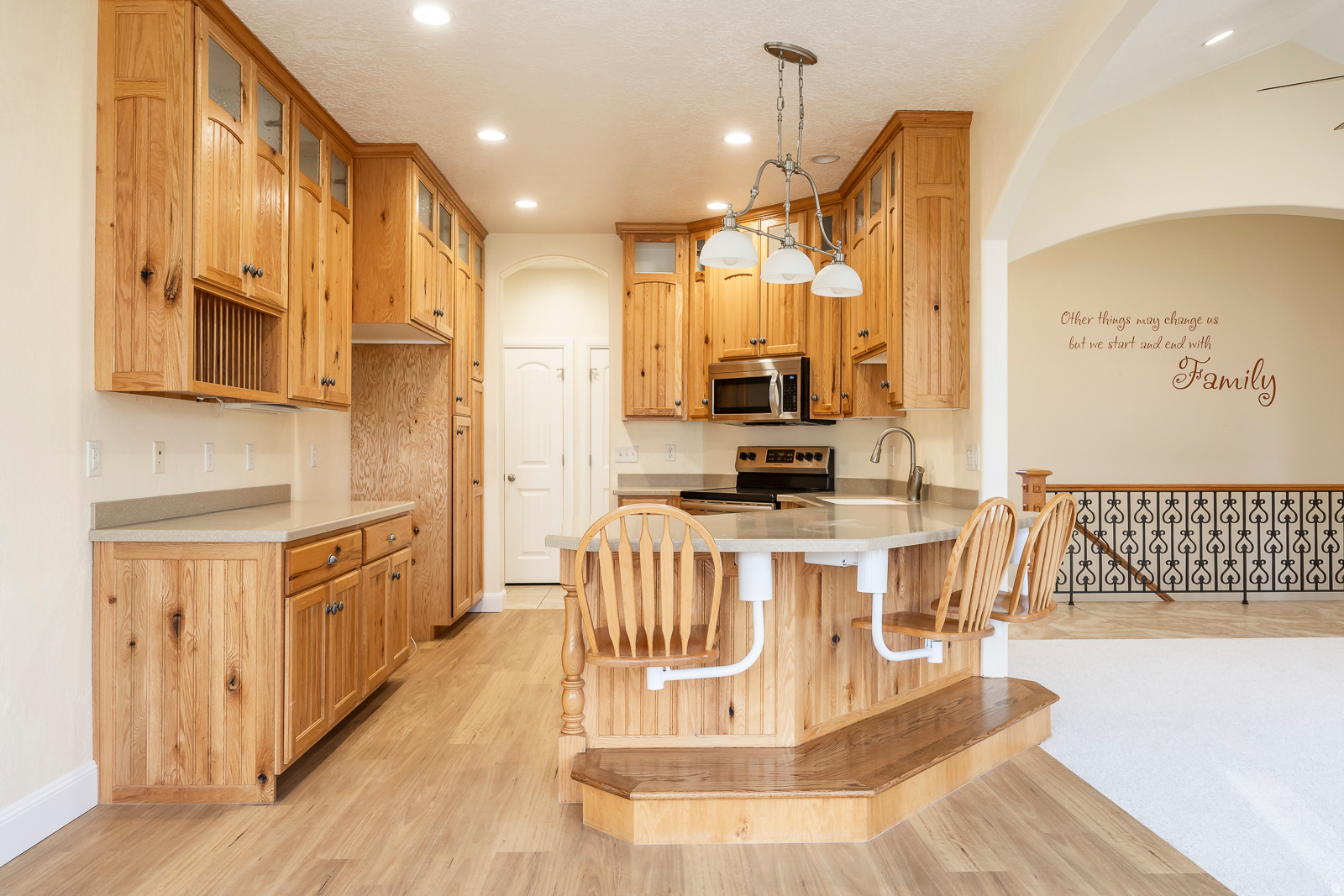 WOLF HOLLOW ESTATES - Residential