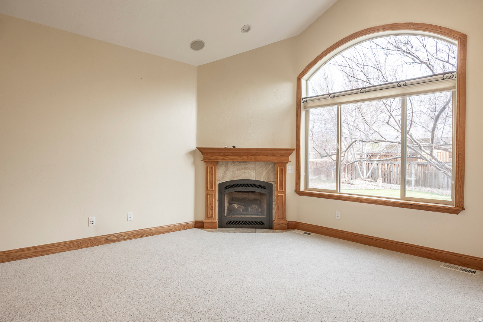 WOLF HOLLOW ESTATES - Residential