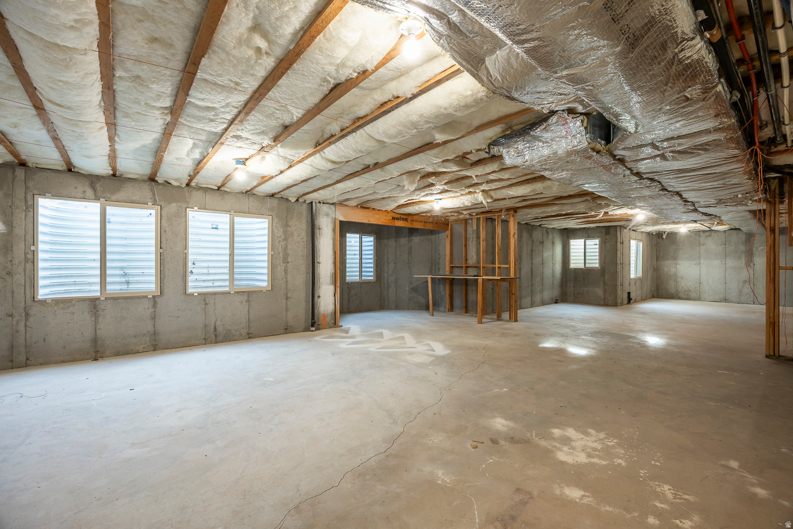 WOLF HOLLOW ESTATES - Residential