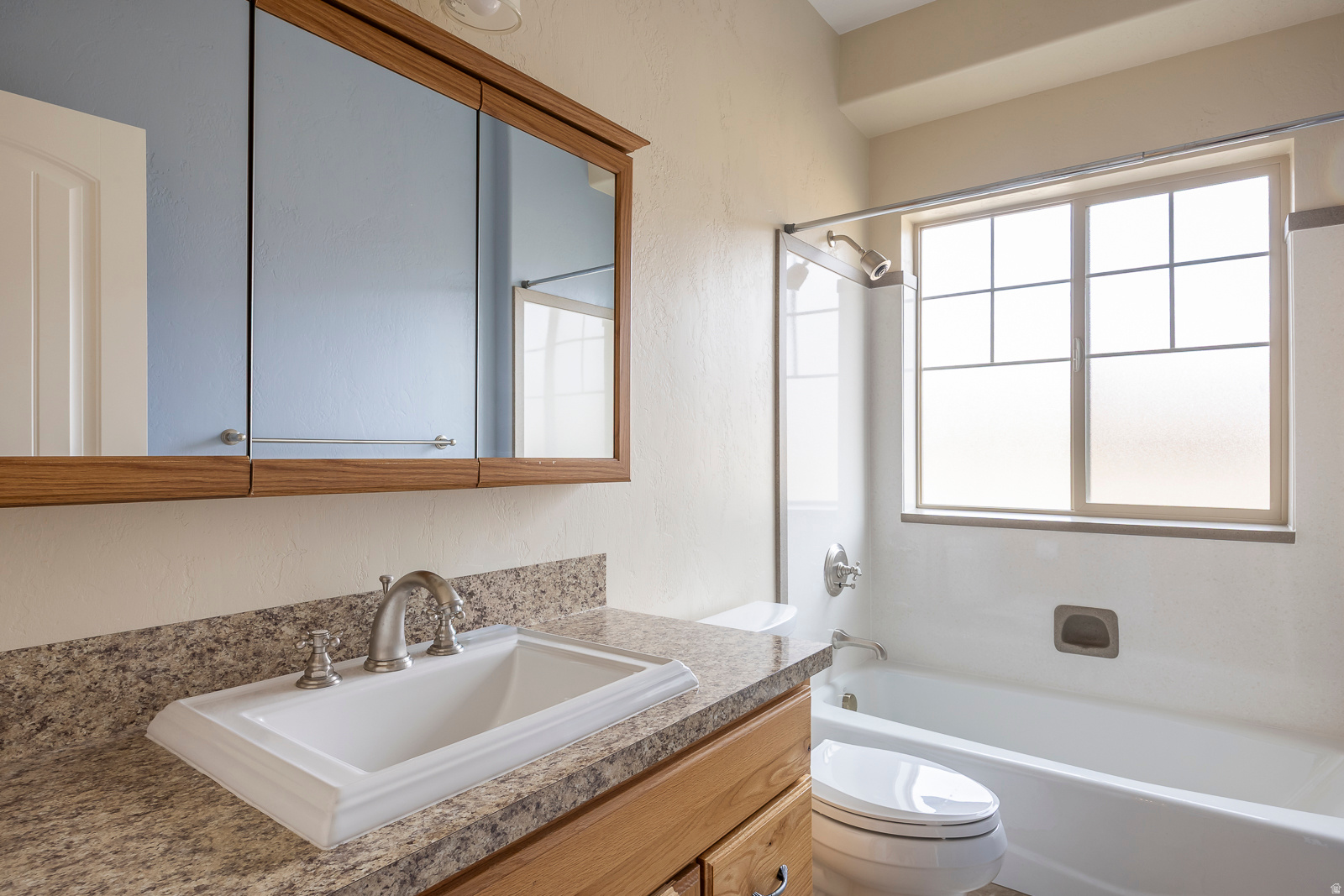 WOLF HOLLOW ESTATES - Residential