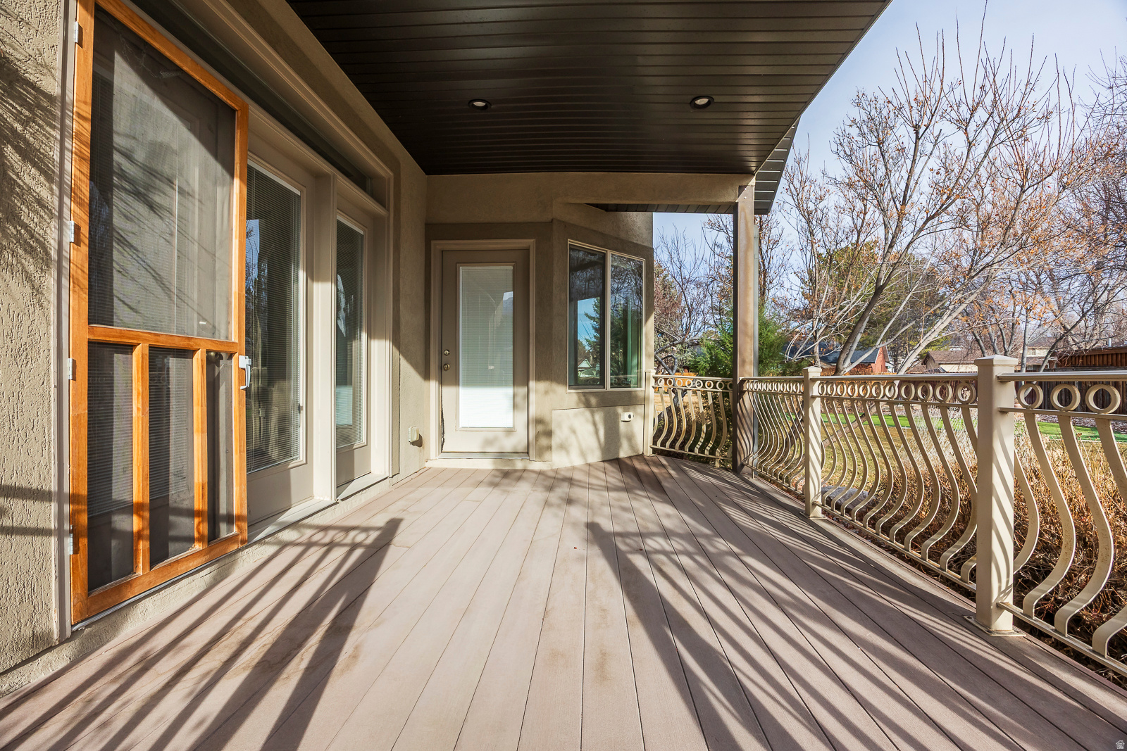 WOLF HOLLOW ESTATES - Residential