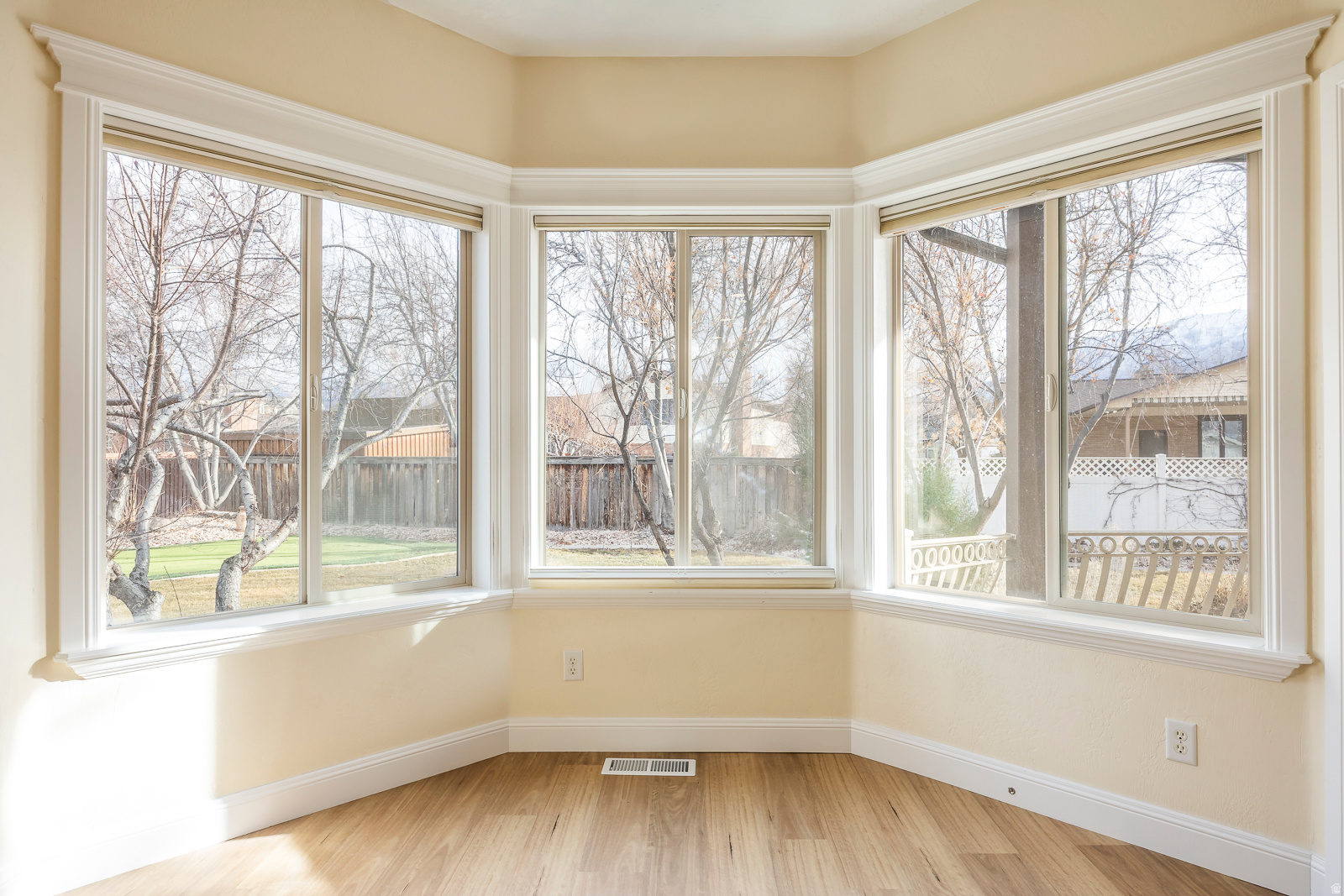 WOLF HOLLOW ESTATES - Residential