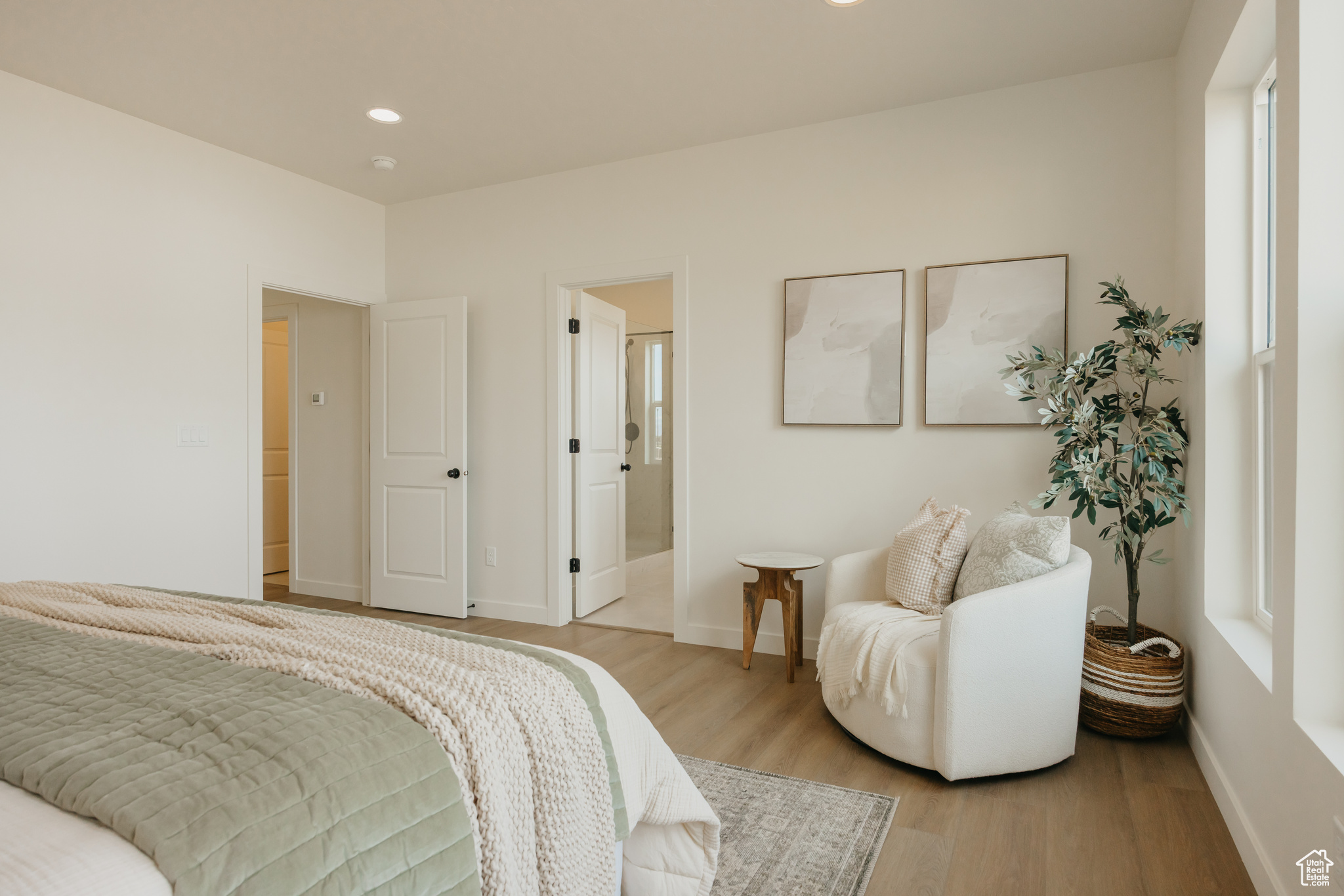 EAGLE HAVEN - Residential