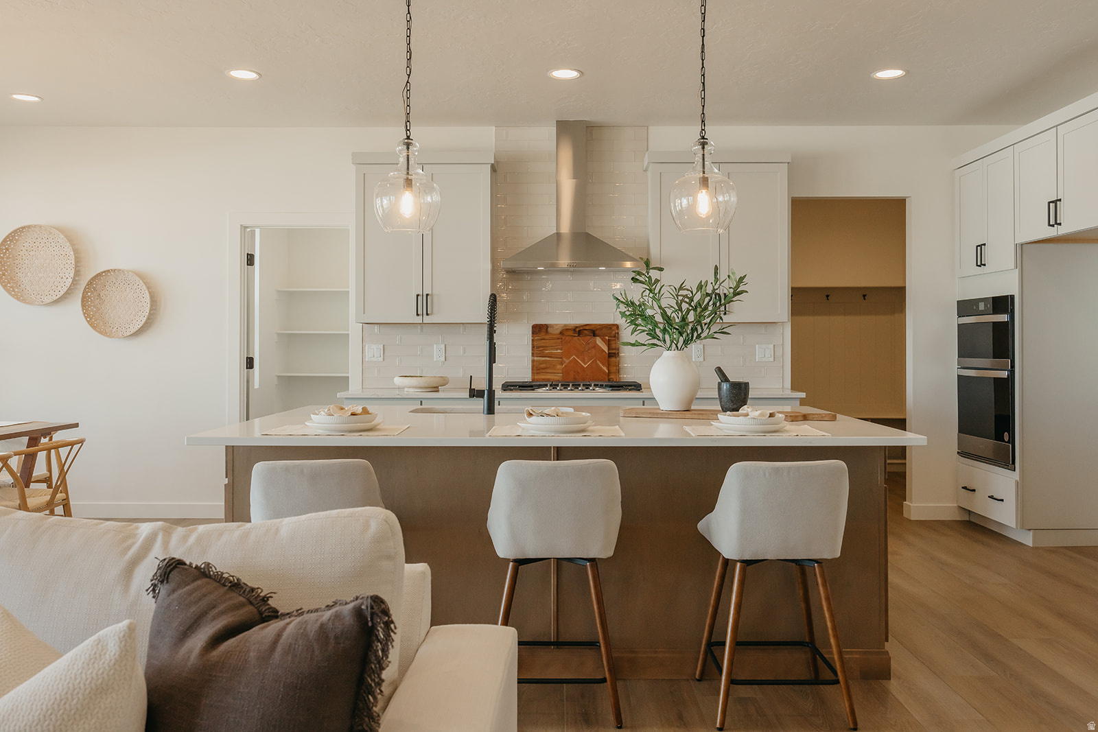 EAGLE HAVEN - Residential