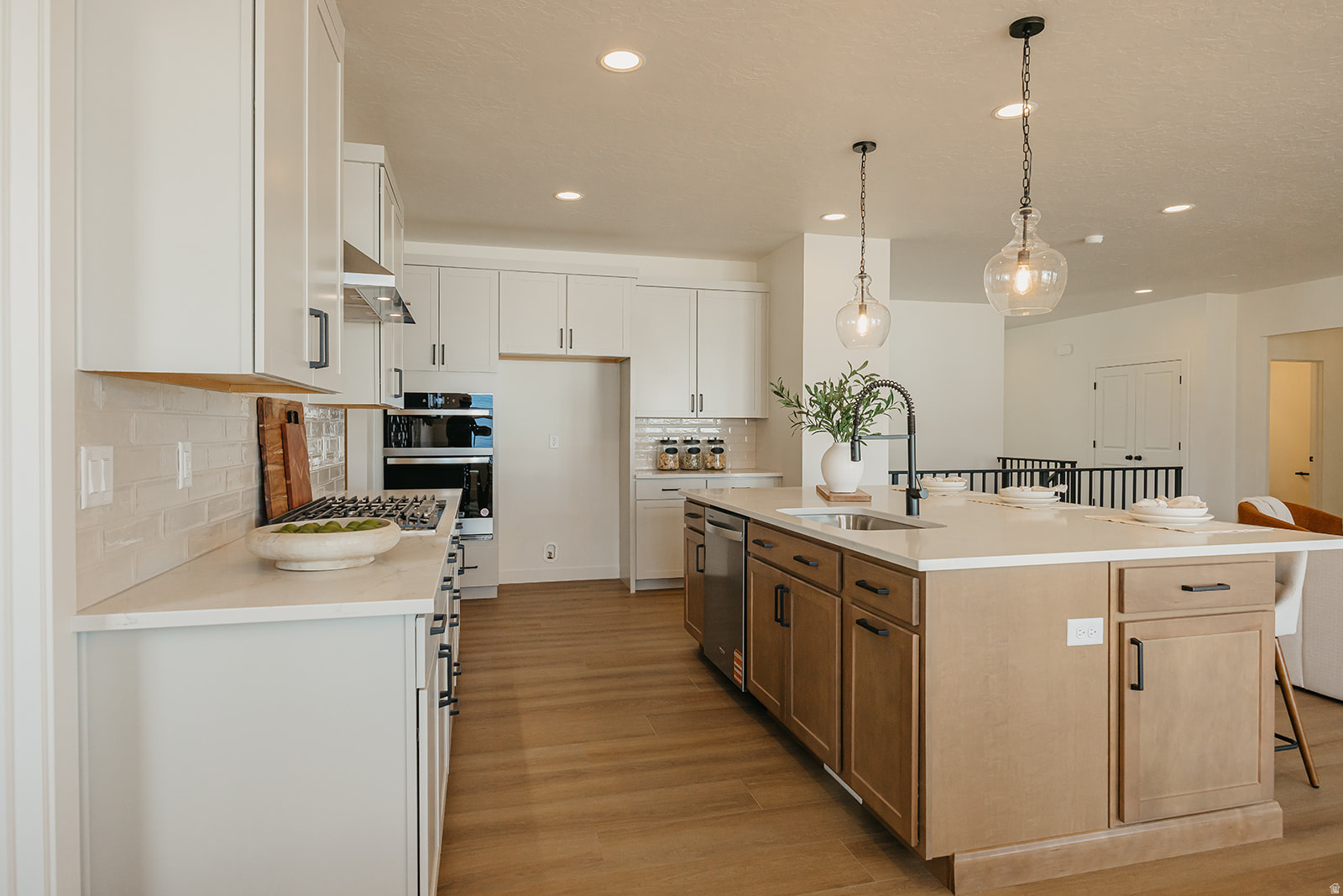 EAGLE HAVEN - Residential