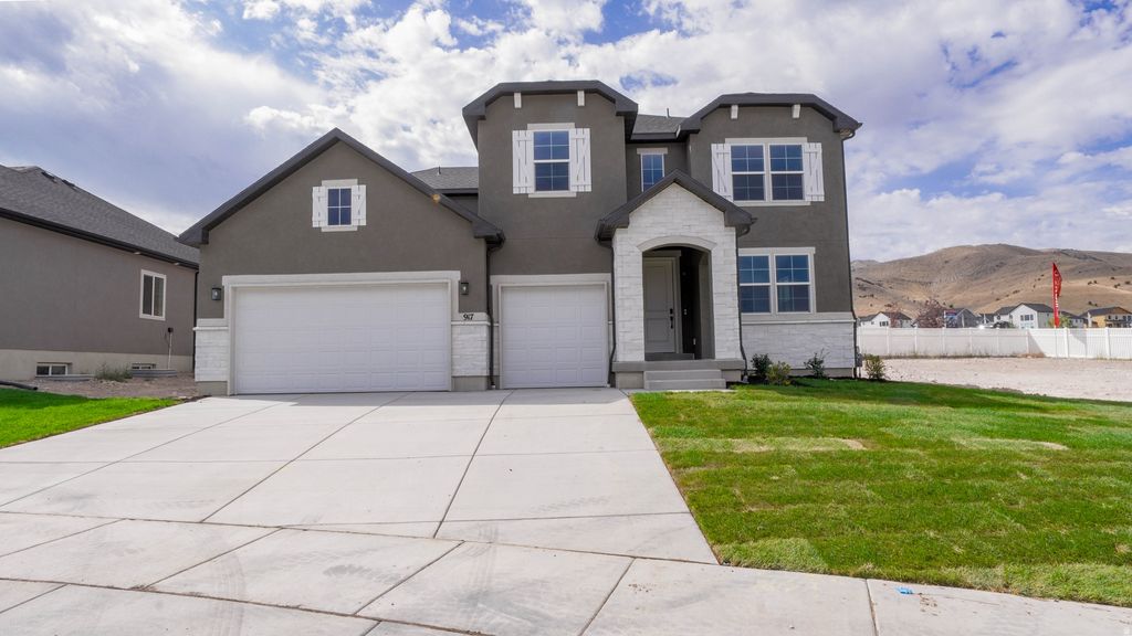 Photo of 917 W BLACK TAIL ST S #223, Saratoga Springs, UT 84045 (MLS # 2149938)