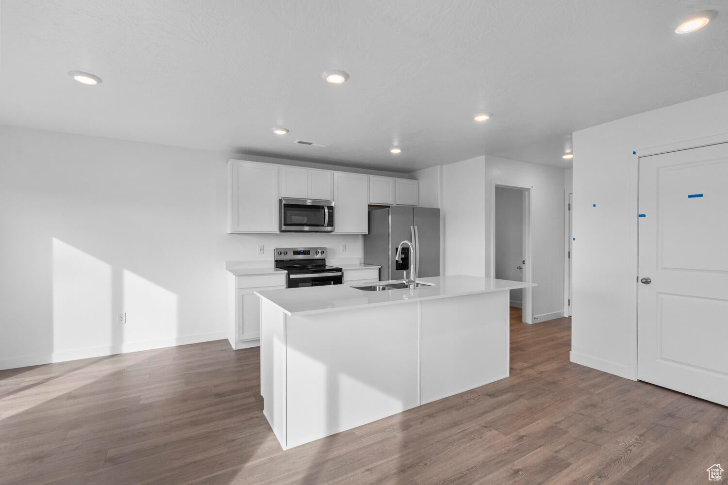 LONG VALLEY - Residential