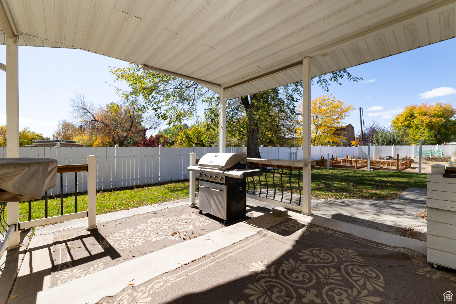 PINE MEADOWS MOBILE HOME COMMUNITY PUD - Residential