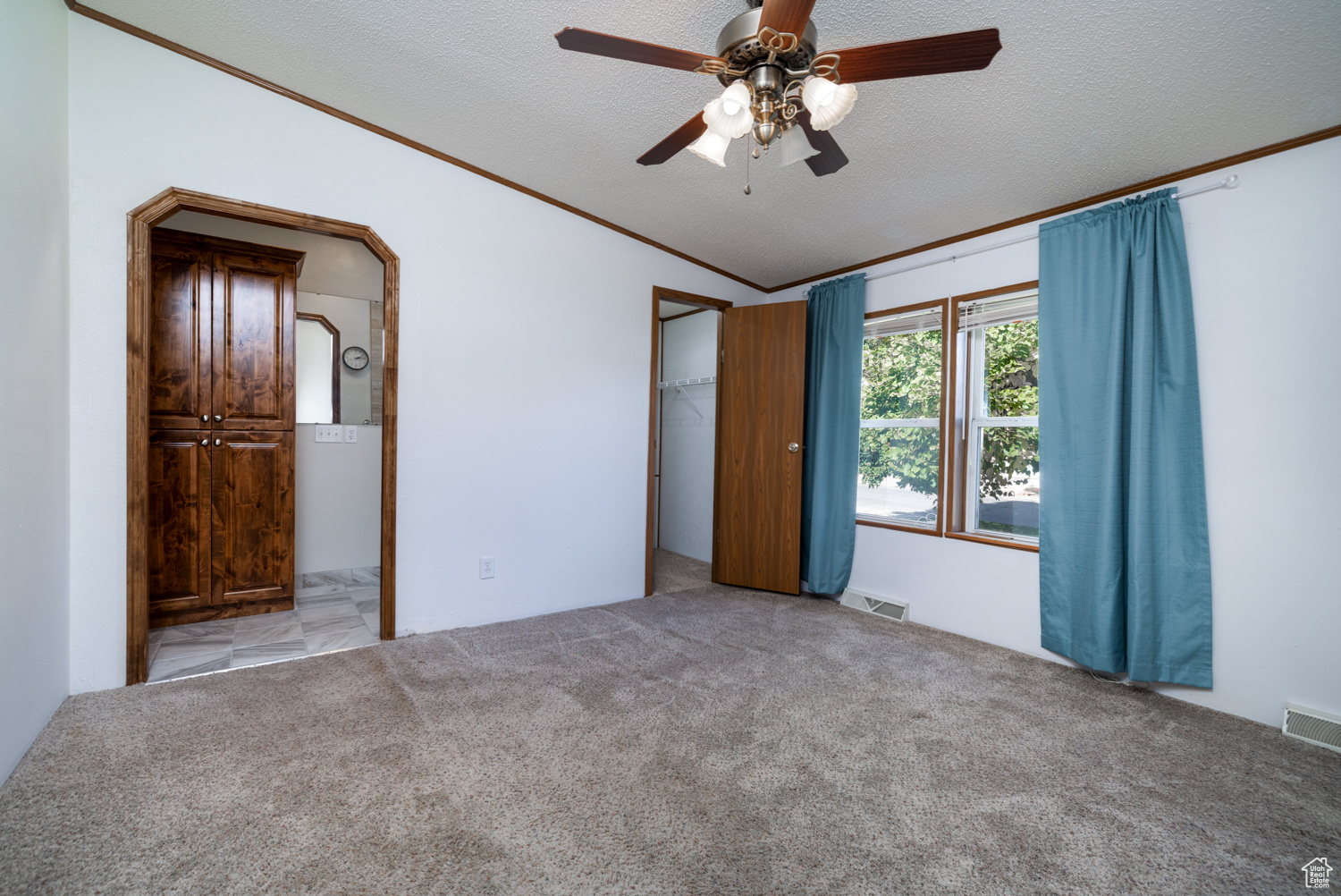 PINE MEADOWS MOBILE HOME COMMUNITY PUD - Residential